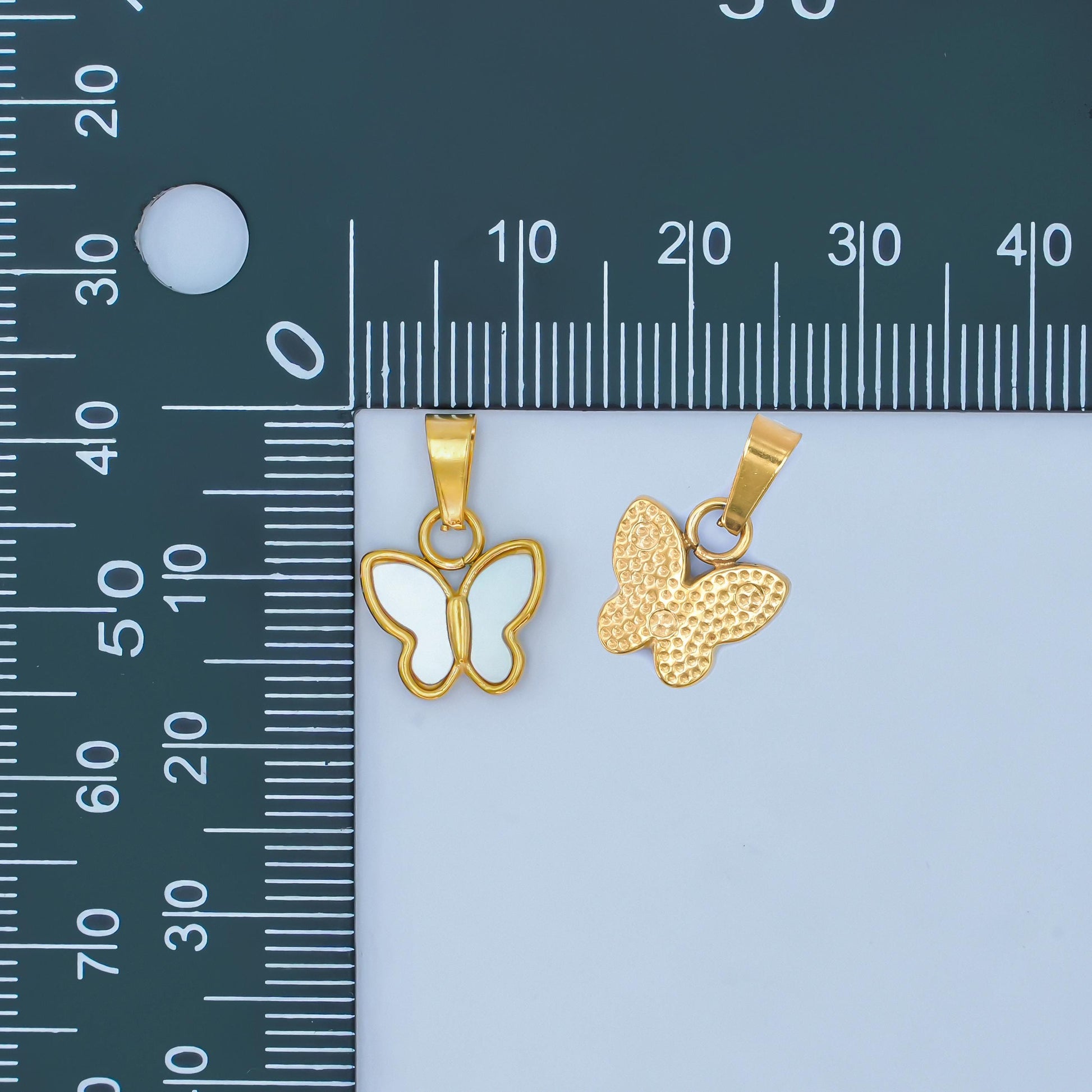 Stainless steel Gold butterfly Pendant Shell Pearl charm | P-1547