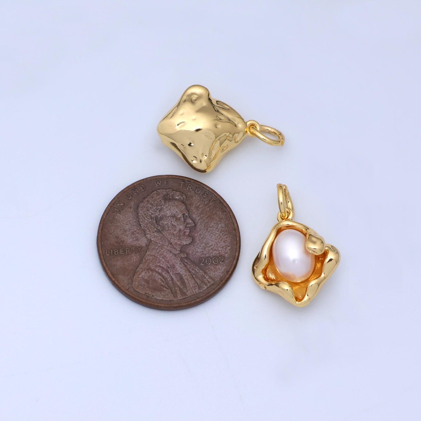 Shell Pearl Molten Oval Pearl Charm in 24k Gold Filled Pendant for Geometric Charm Bracelet Necklace Minimalist Jewelry N-028