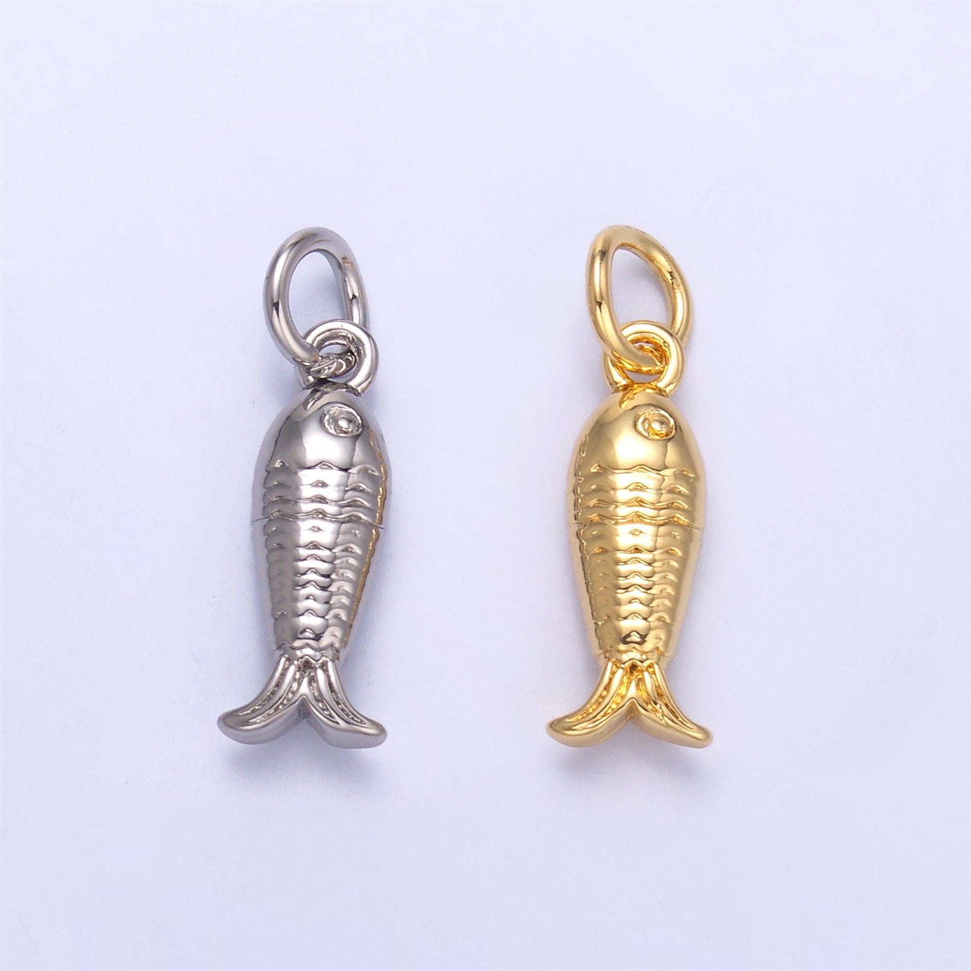 Silver Fish Charm 24K Gold Filled Fisher man Pendant Animal Bracelet Necklace for DIY Jewelry Making Supply N010