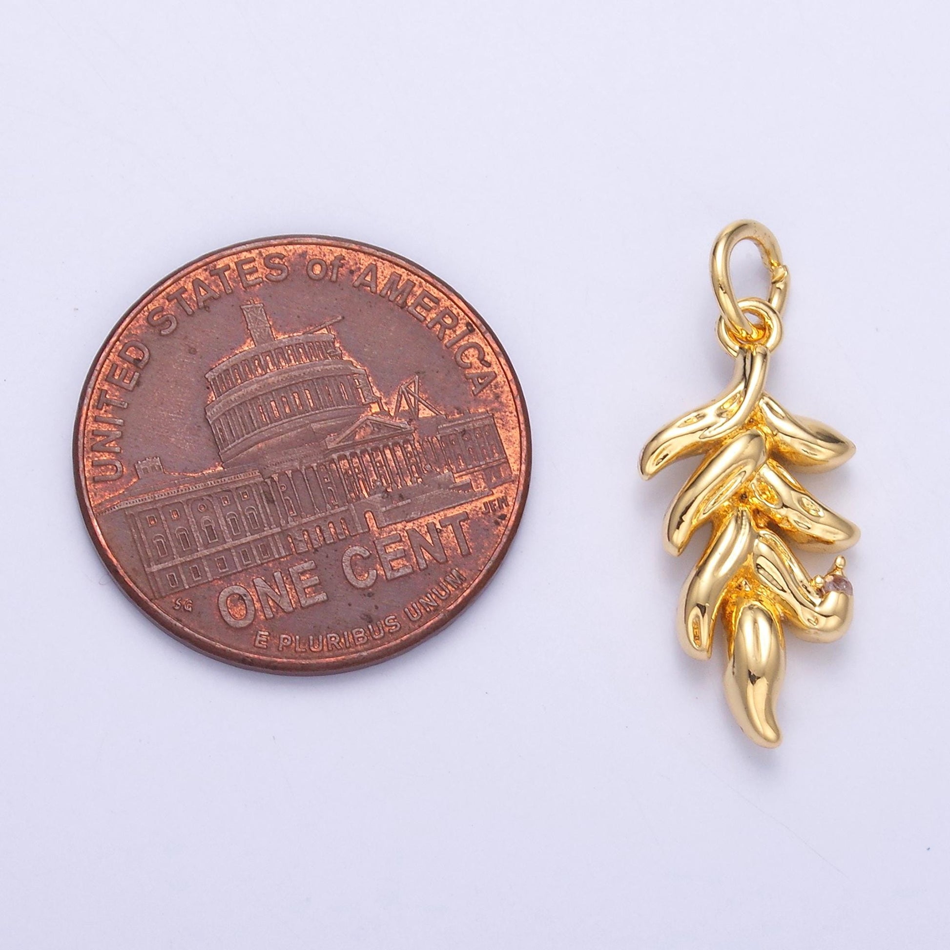 24k Gold Filled Cute Dainty Leaf Pendant, Gold Leaf Flora Charm Bracelet | n-022