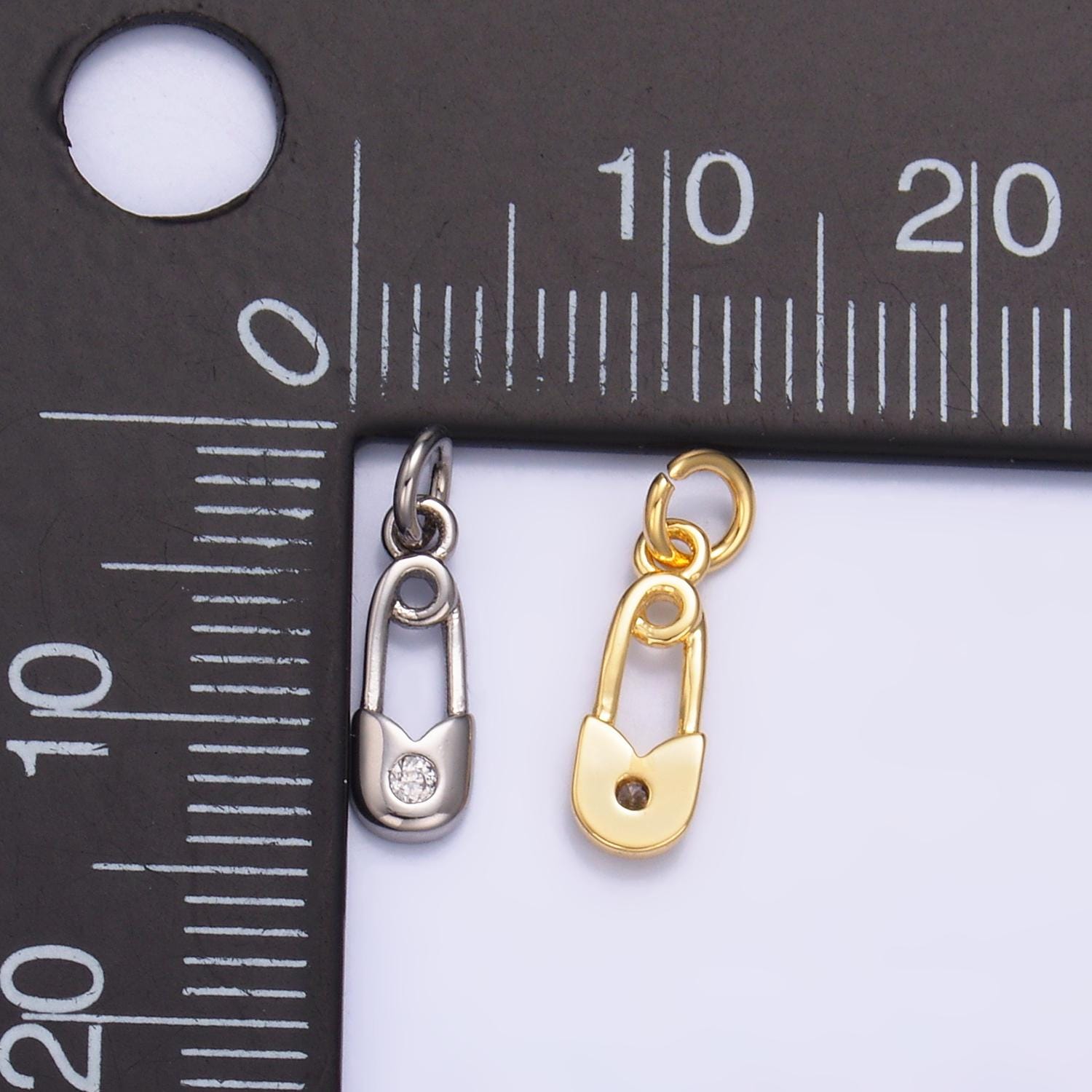 Gold Safety Pin Charm 24K Gold Filled Pin Pendant Bracelet Necklace for DIY Jewelry Making Supply W882
