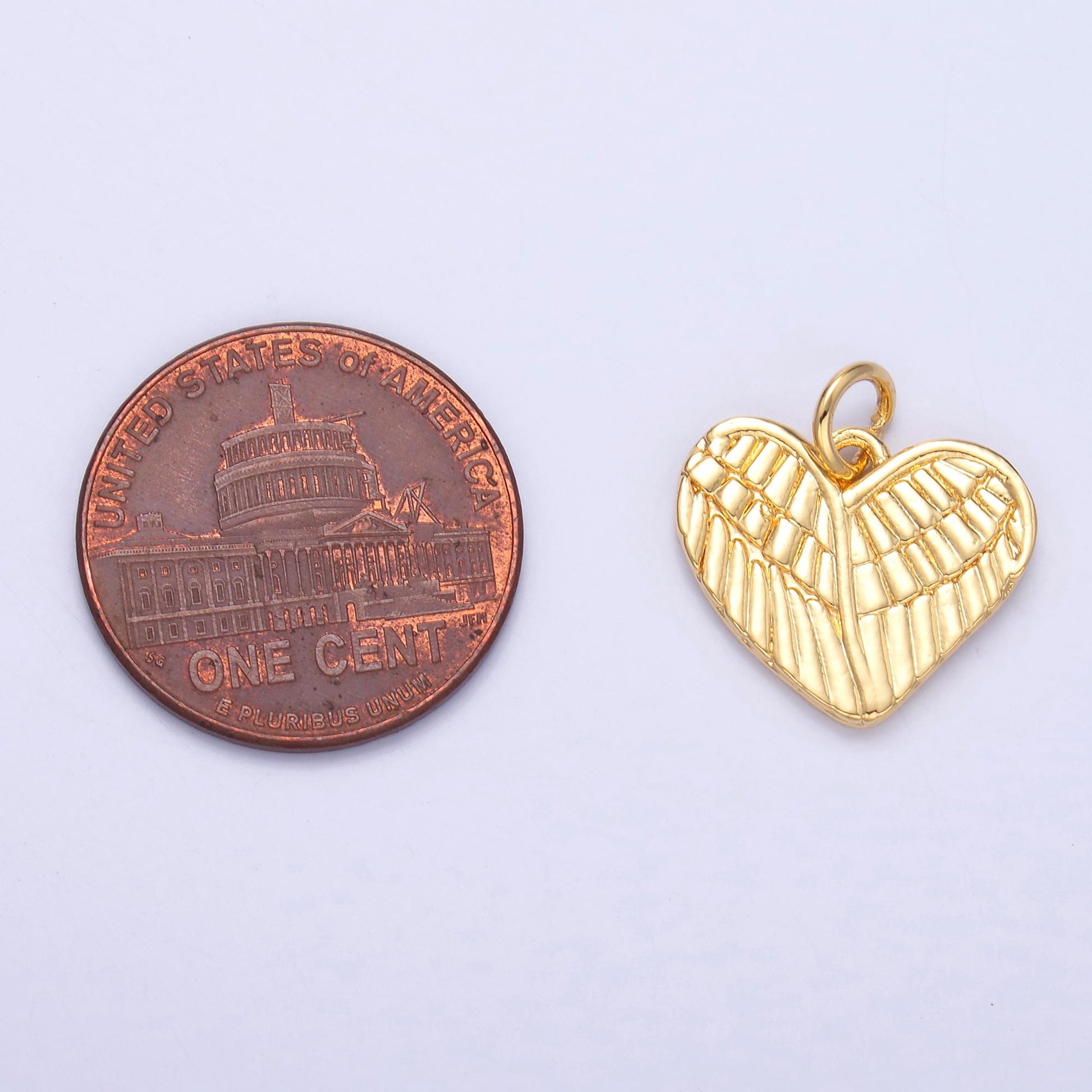 Mini gold angel wing charm heart guardian angel pendant C037