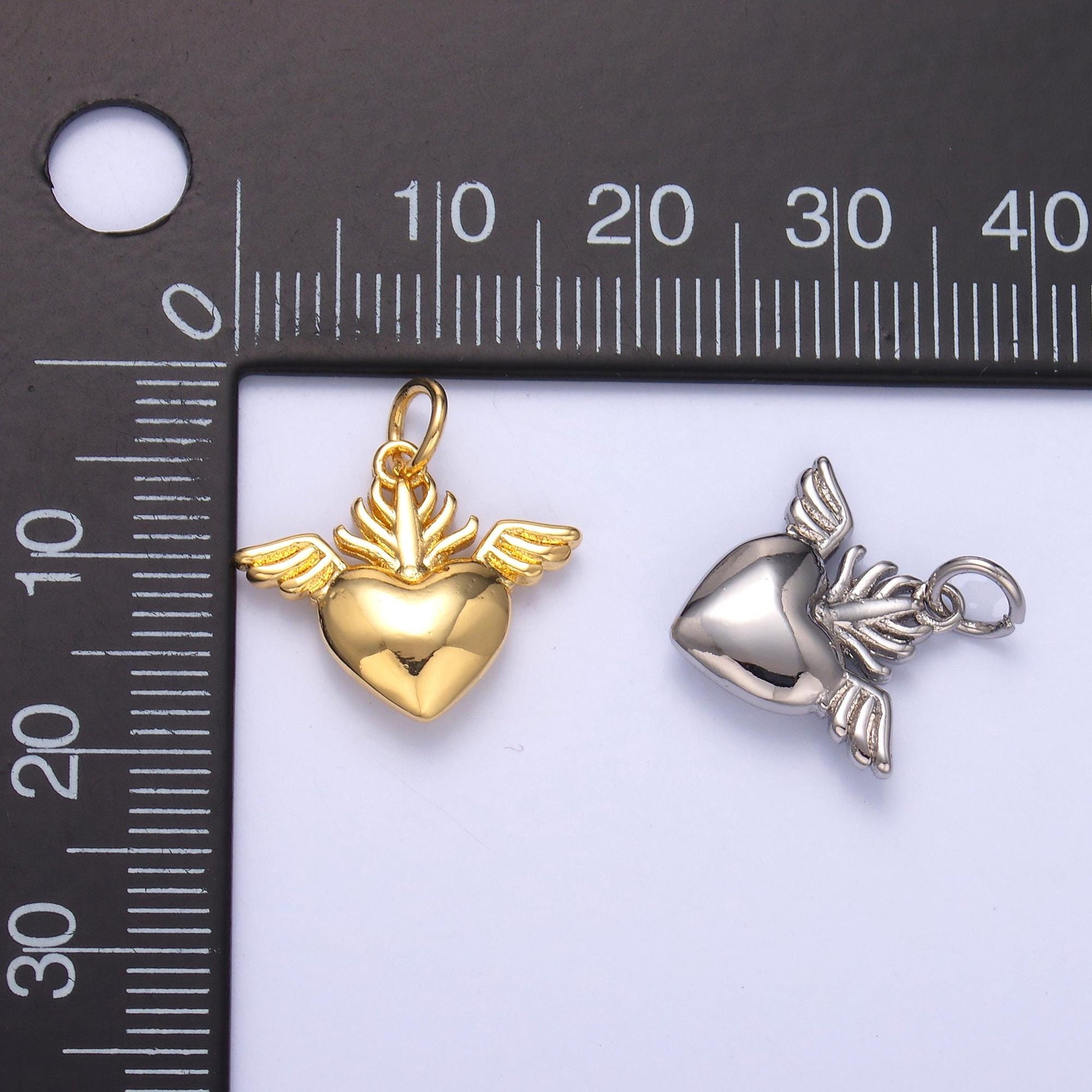 Mini Gold sacred heart charms 24k gold filled flame heart pendant religious charm bracelet necklace for diy jewelry making supply N008