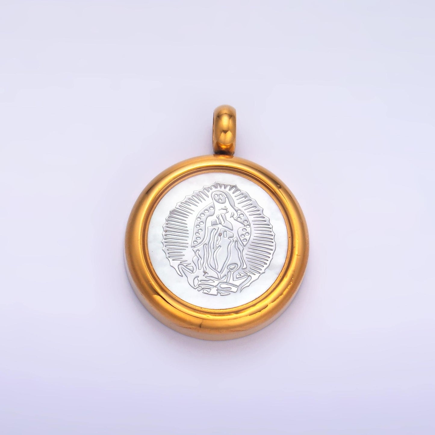 Gold Pvd Plating Stainless Steel Lady Gudalupe Round Pendant for Religious Jewelry Making P833