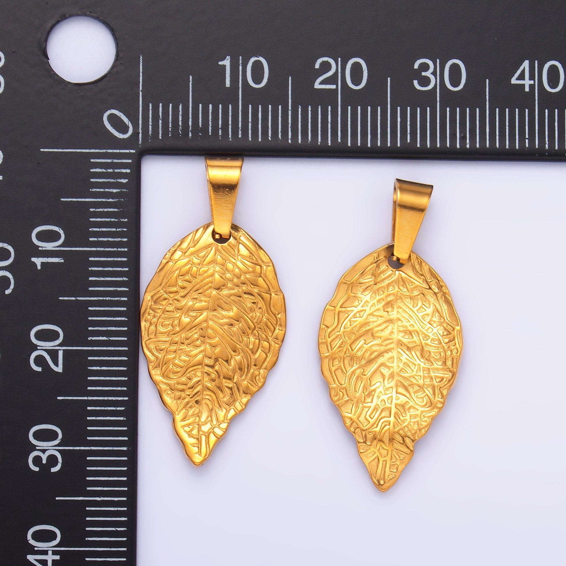 Gold Pvd Plating Stainless Steel Leaf Nature Charm P-1212