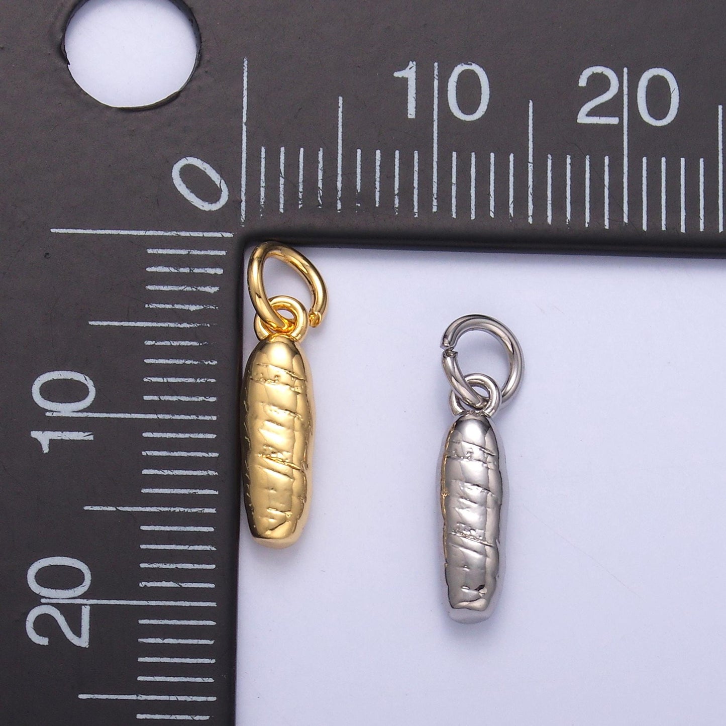 Small gold Baguette charm french Bread Charm lover pendant foodie mix charm for bracelet necklace earring component N017