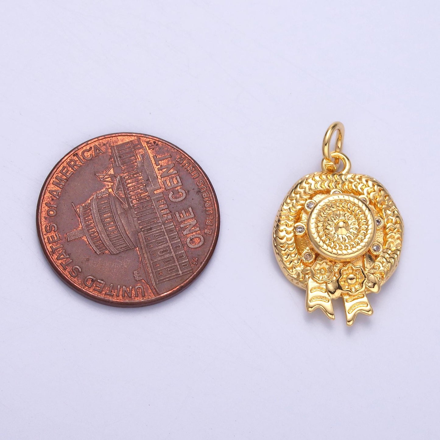 Dainty Gold Straw Hat Ribbon Charm Summer Beach Girl hat ribbon Pendant for Bracelet Necklace N-015
