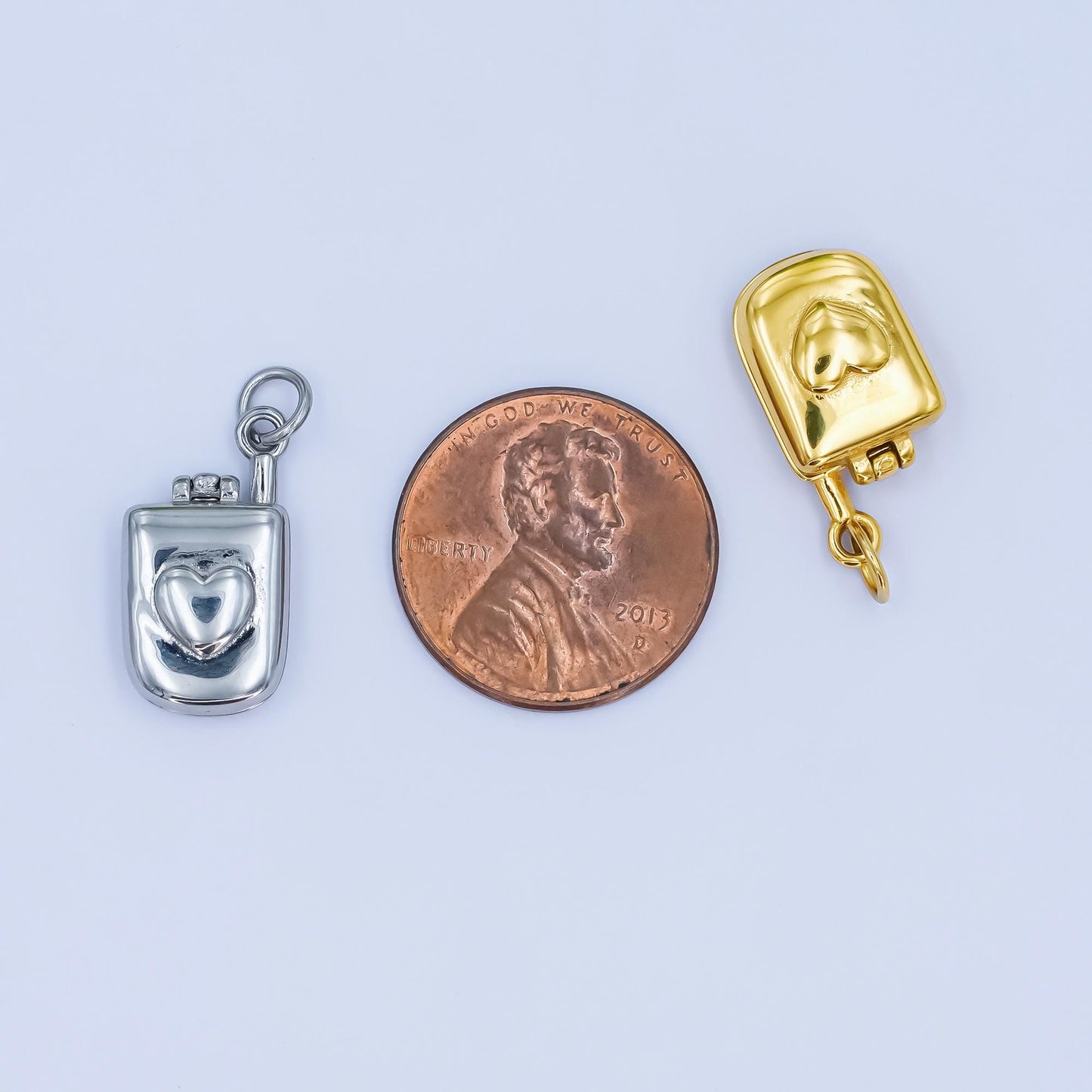 Mini PVD Gold Stainless Steel Flip Phone Charm Retro Jewelry Making Supply | P-726