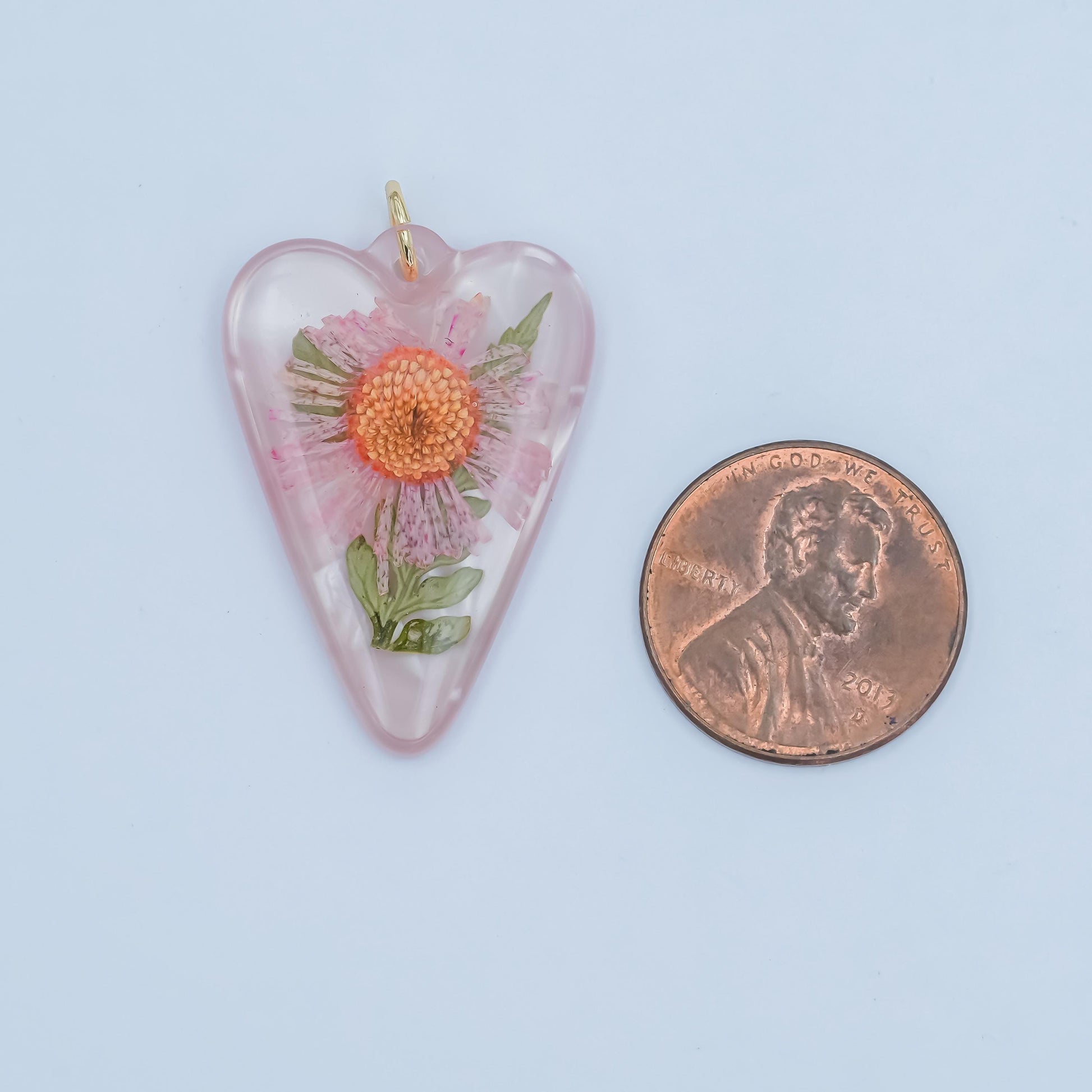 Handmade Pressed Zinnia Heart Pendant – Real Flower Resin Charm for Necklace Earring or DIY Jewelry Making N-065