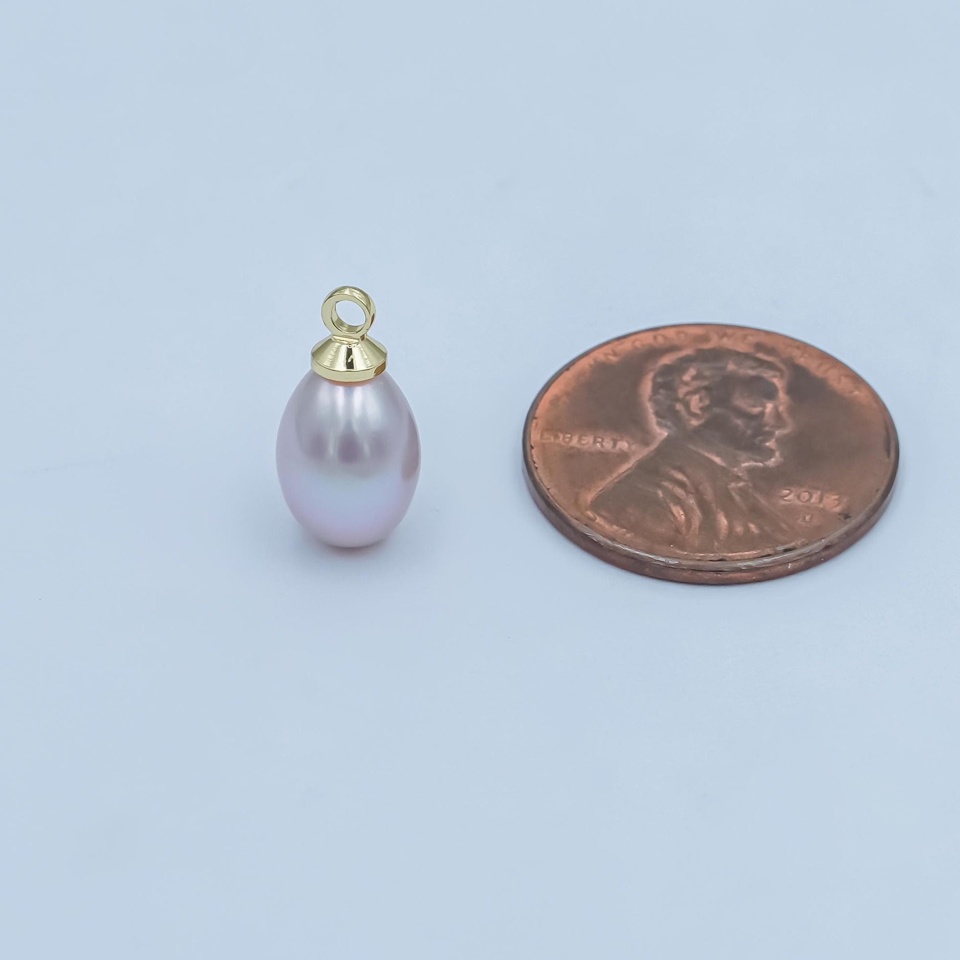 Beautiful mauve Lavender purple tear drop pear pearl charm teardrop genuine freshwater mermaid pearls pendant P1770