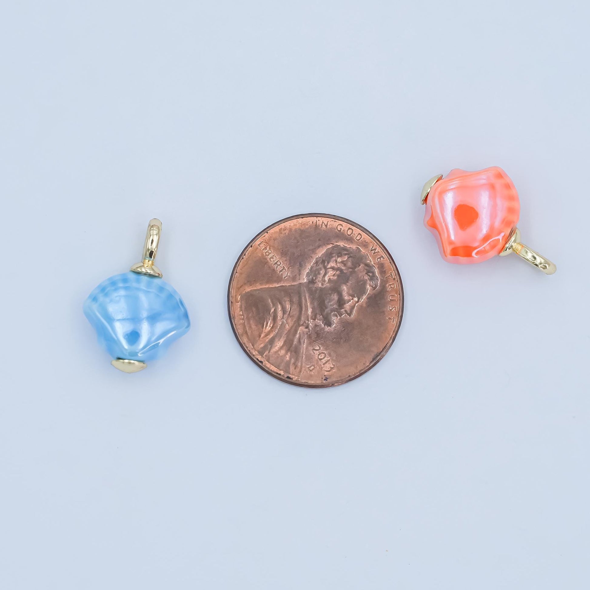Dainty oval ceramic charm handmade Blue Clam Shell ceramic porcelain Beach charm for necklace bracelet jewelry making supply N-069