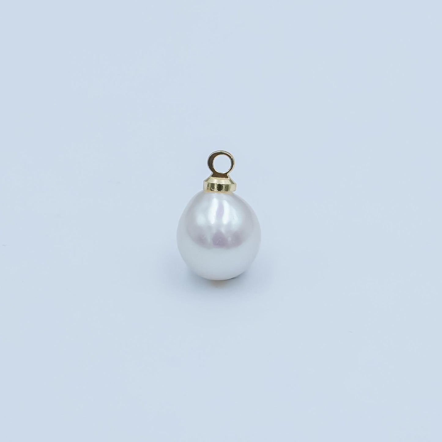 24K Gold Filled 11mm White Round Shell Pearl Charm | P1682