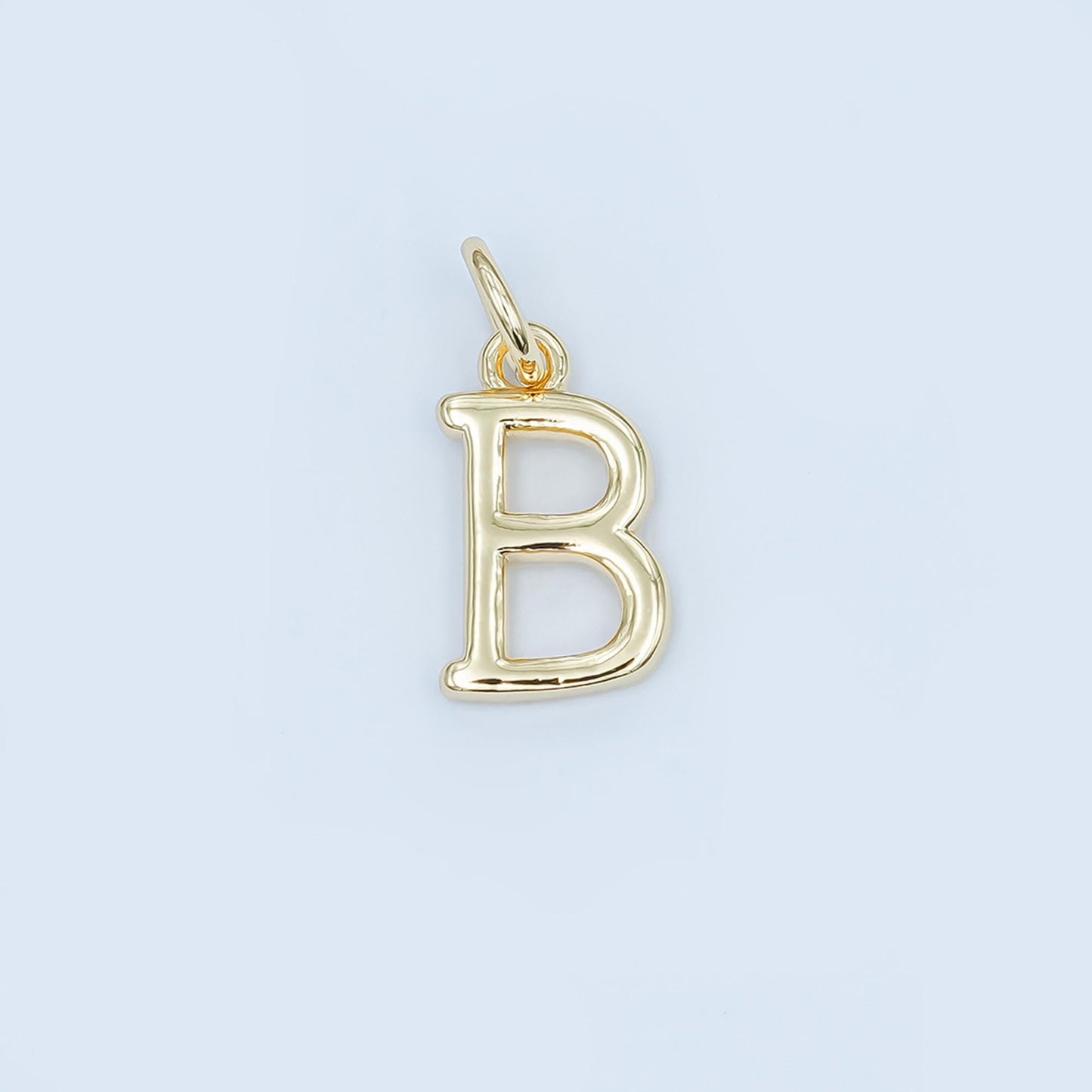 Minimalist Gold letter charms, personalized charm, initial charms, bracelet charms, mini pendant charms for necklace charm A-043