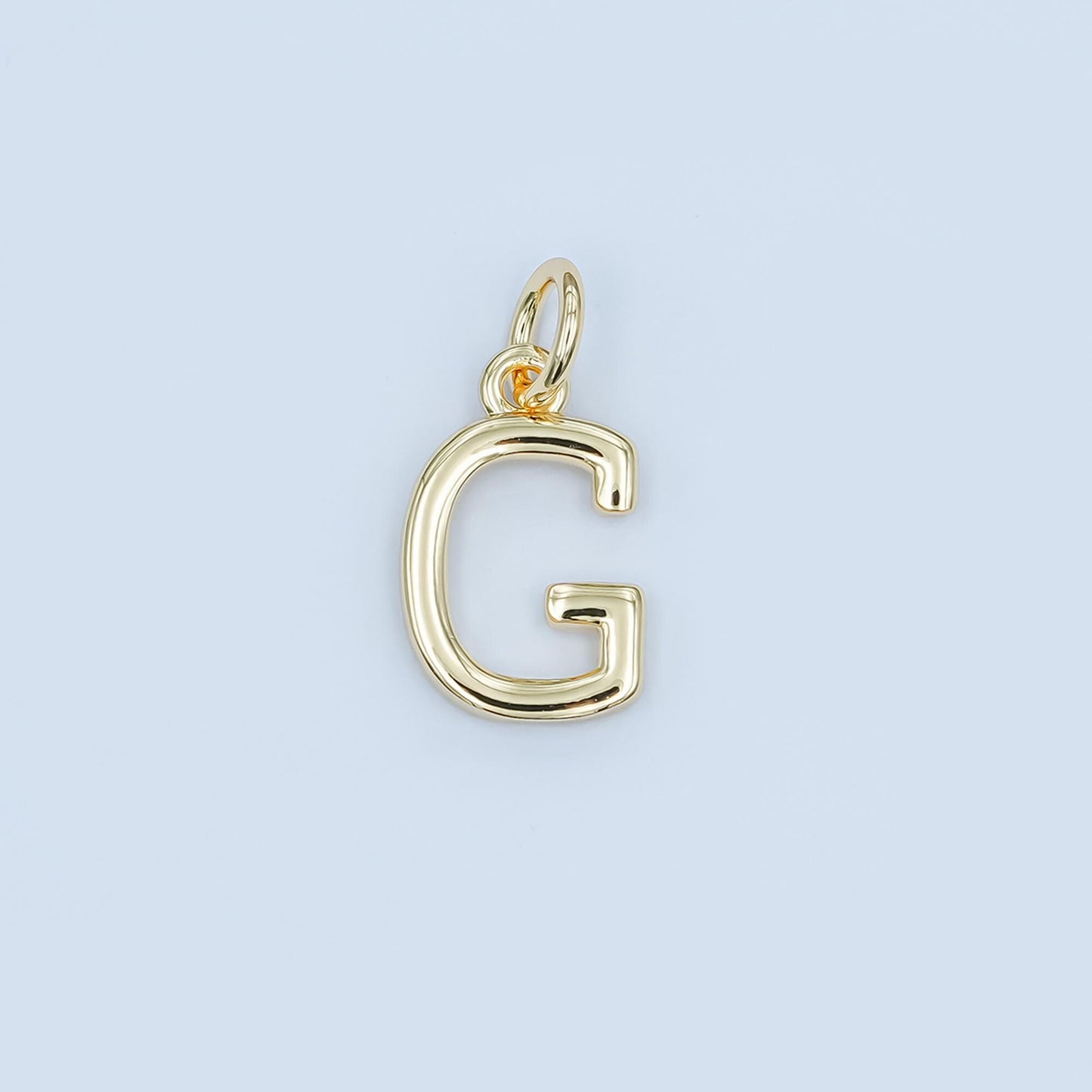 Minimalist Gold letter charms, personalized charm, initial charms, bracelet charms, mini pendant charms for necklace charm A-043
