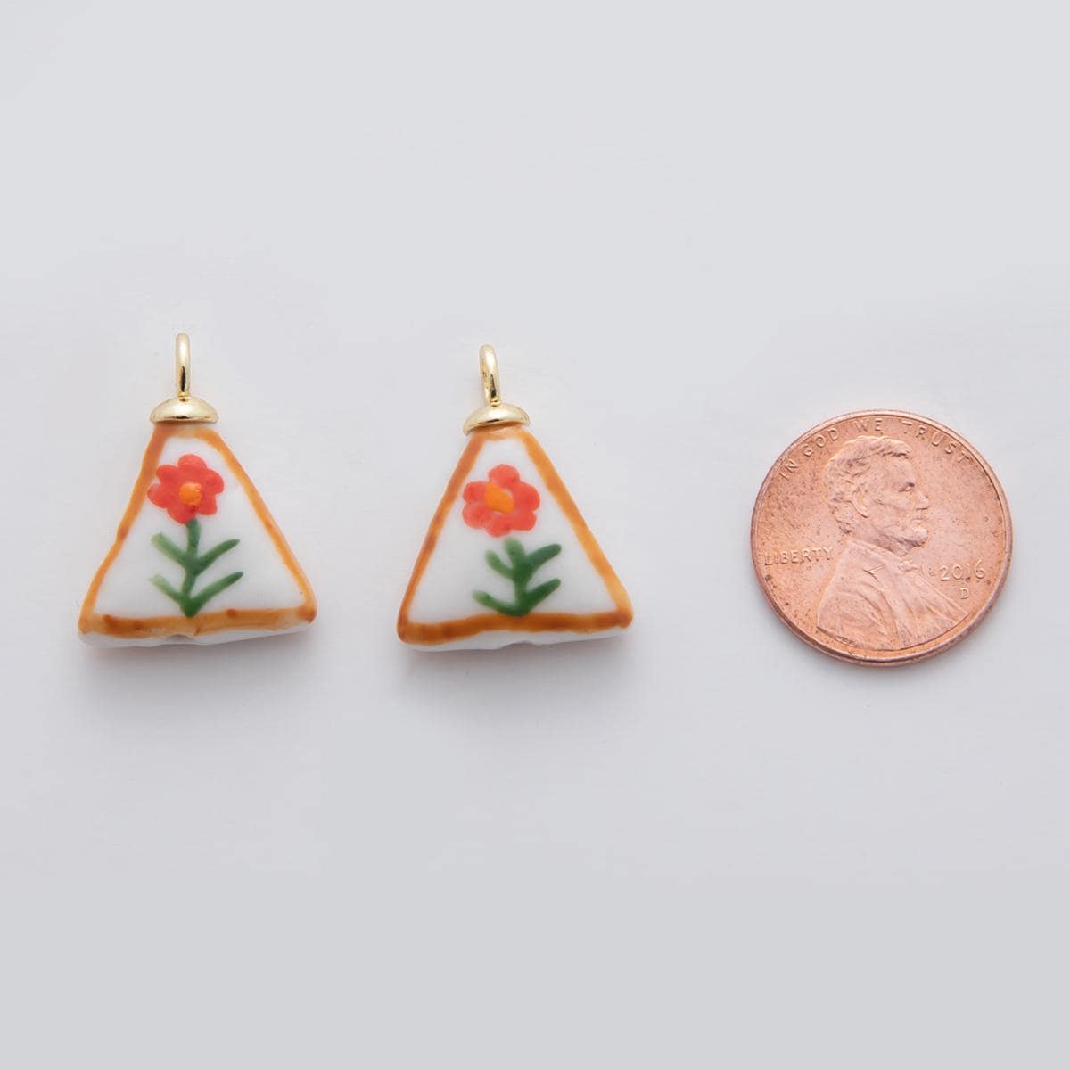 Dainty Triangle ceramic charm handmade red rose painting ceramic porcelain vintage charm for necklace bracelet jewelry making supply X631