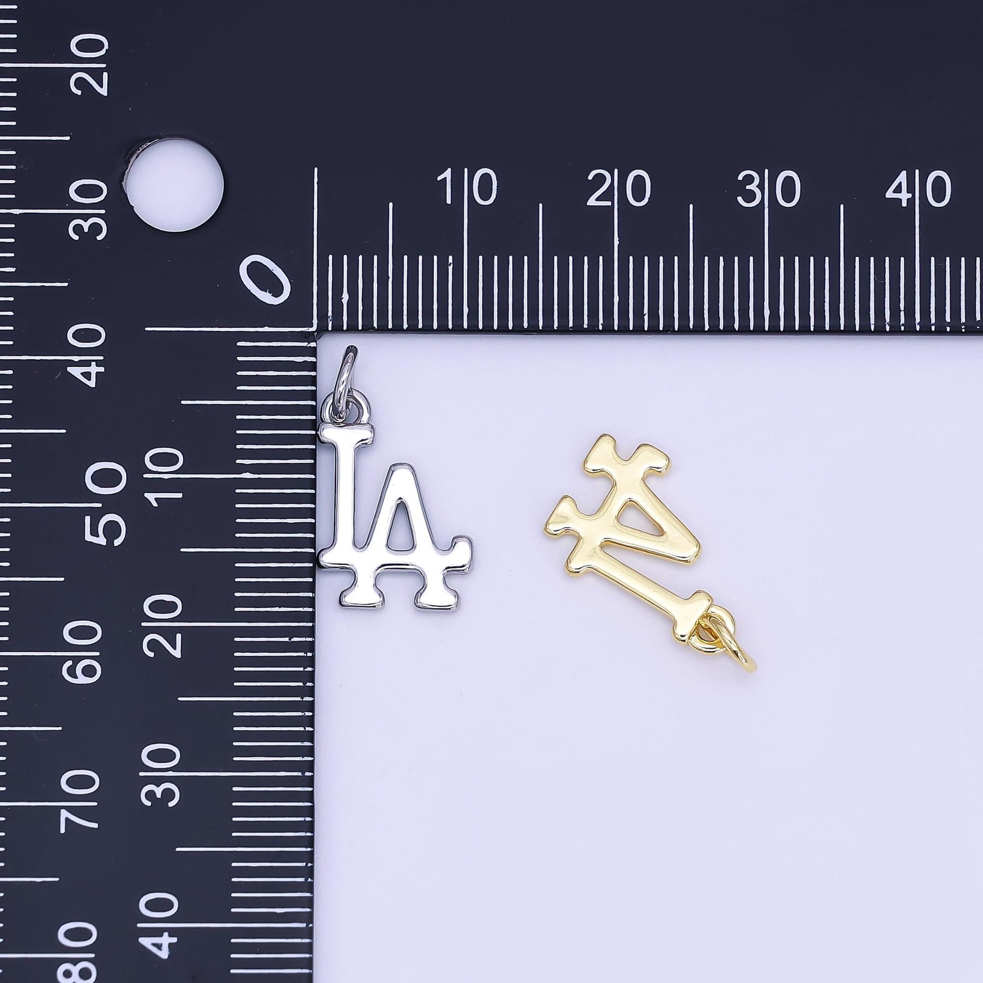 Dainty Gold Los Angeles charm Silver minimalist jewelry la state sign travel Sport pendants necklace bracelet California State N059