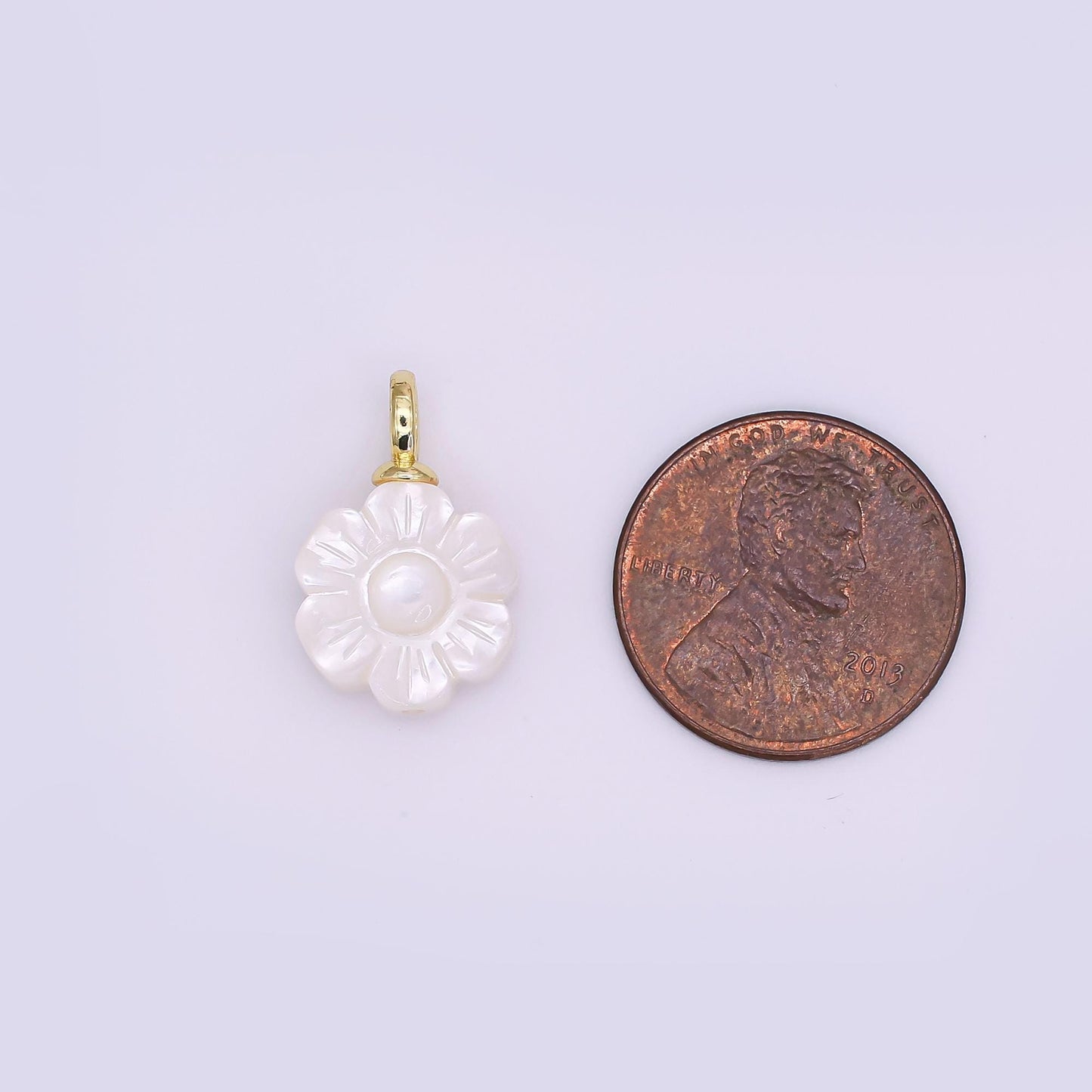 24K Gold Filled Daisy Flower Shell Pearl Drop Pendant | P1636