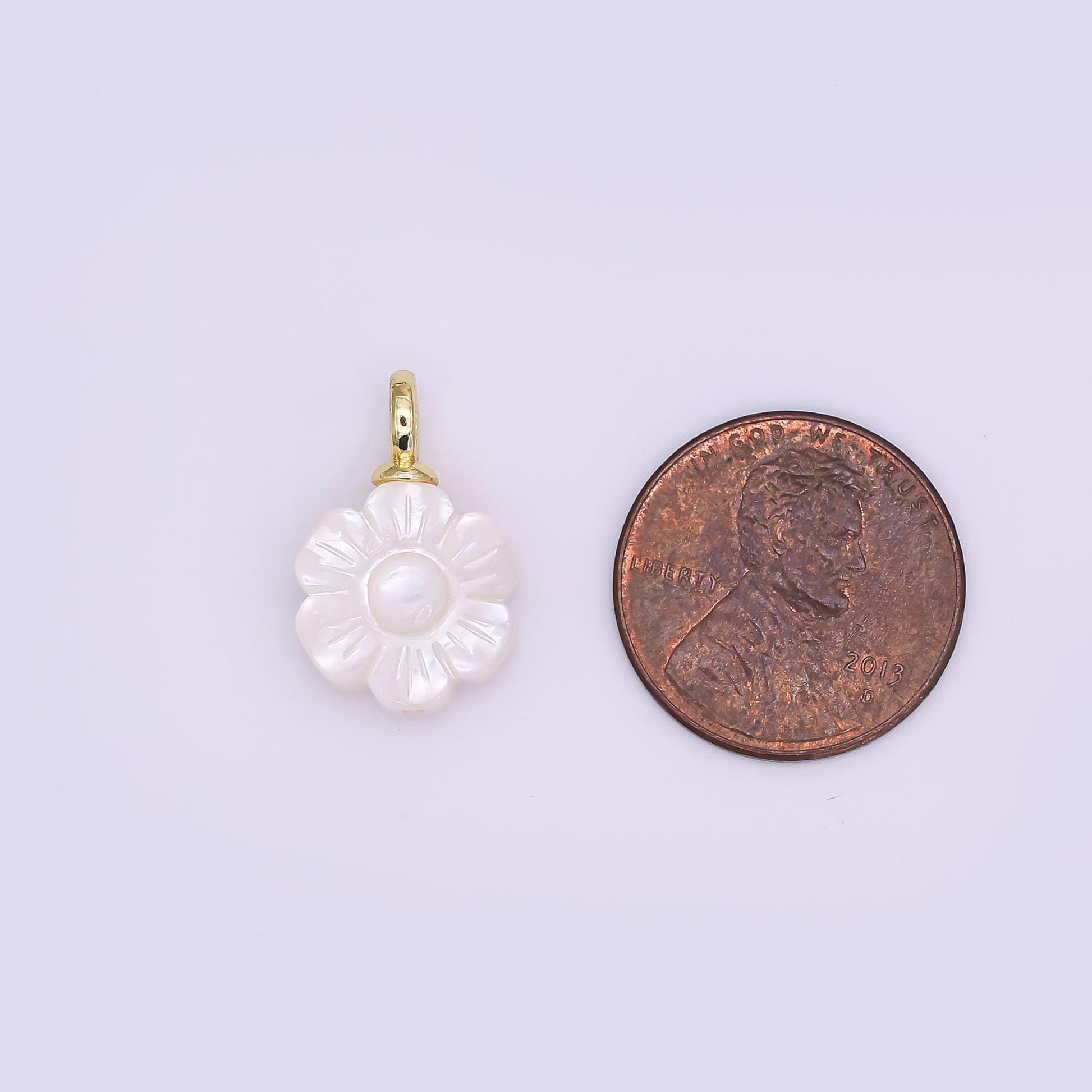 24K Gold Filled Daisy Flower Shell Pearl Drop Pendant | P1636