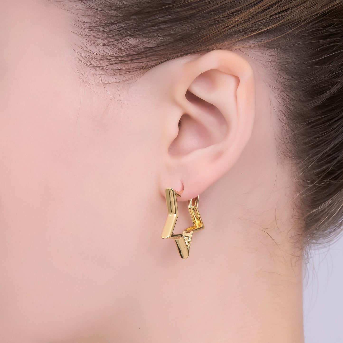 24K Gold Filled 14mm, 18.5mm, 30mm Celestial Star Huggie Hoop Earrings | T040 T070 T105
