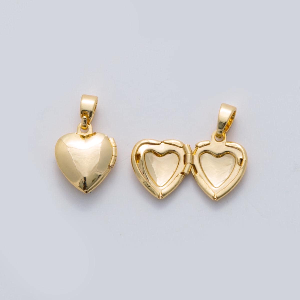 Minimalist Heart Locket Pendants Mini Heart Charm for Photo Picture Necklace bracelet in 18k gold filled Supply Ah-688
