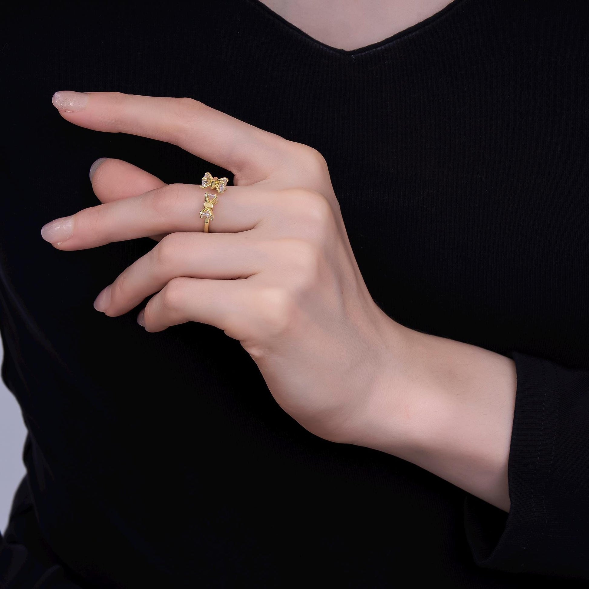 24K Gold Filled Clear CZ Claw Wrap Ring | O1435