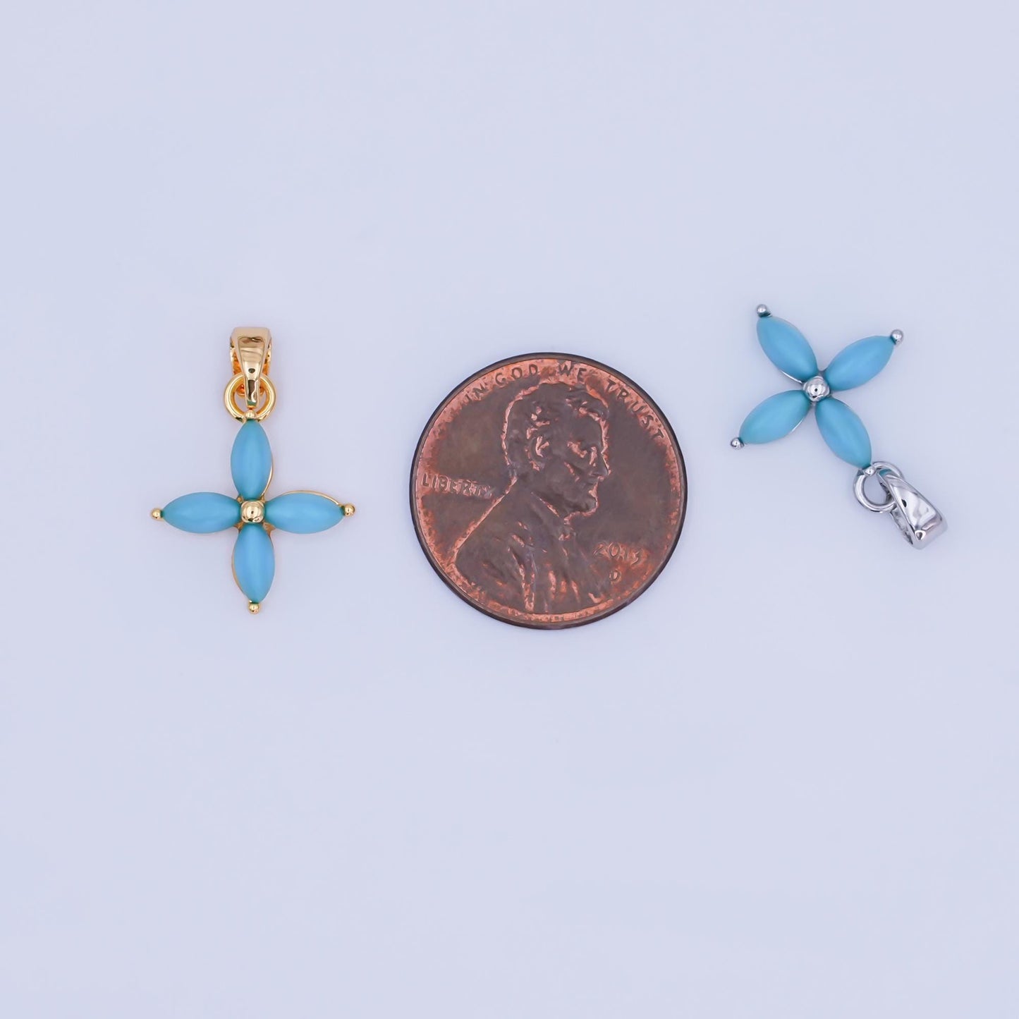 24K Gold Filled Turquoise Natural Gemstone Flower Pendant in Gold & Silver | AH411