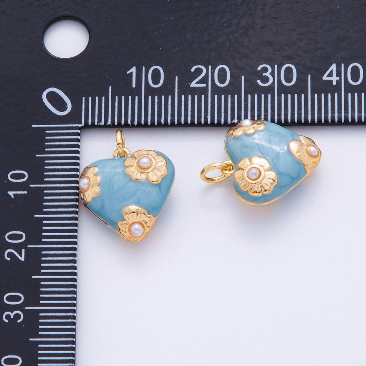 18K Gold Filled Shell Pearl Flower Chubby Heart Multidimensional 3D Charm | N260