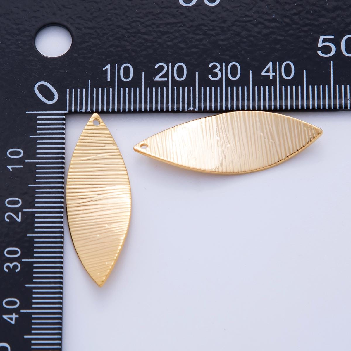 Dainty Gold Leaf Bar Charms Brushed Metal Earring Findings Long Surfboard Vertical Dangle Components for DIY Jewelry Making Z-1199