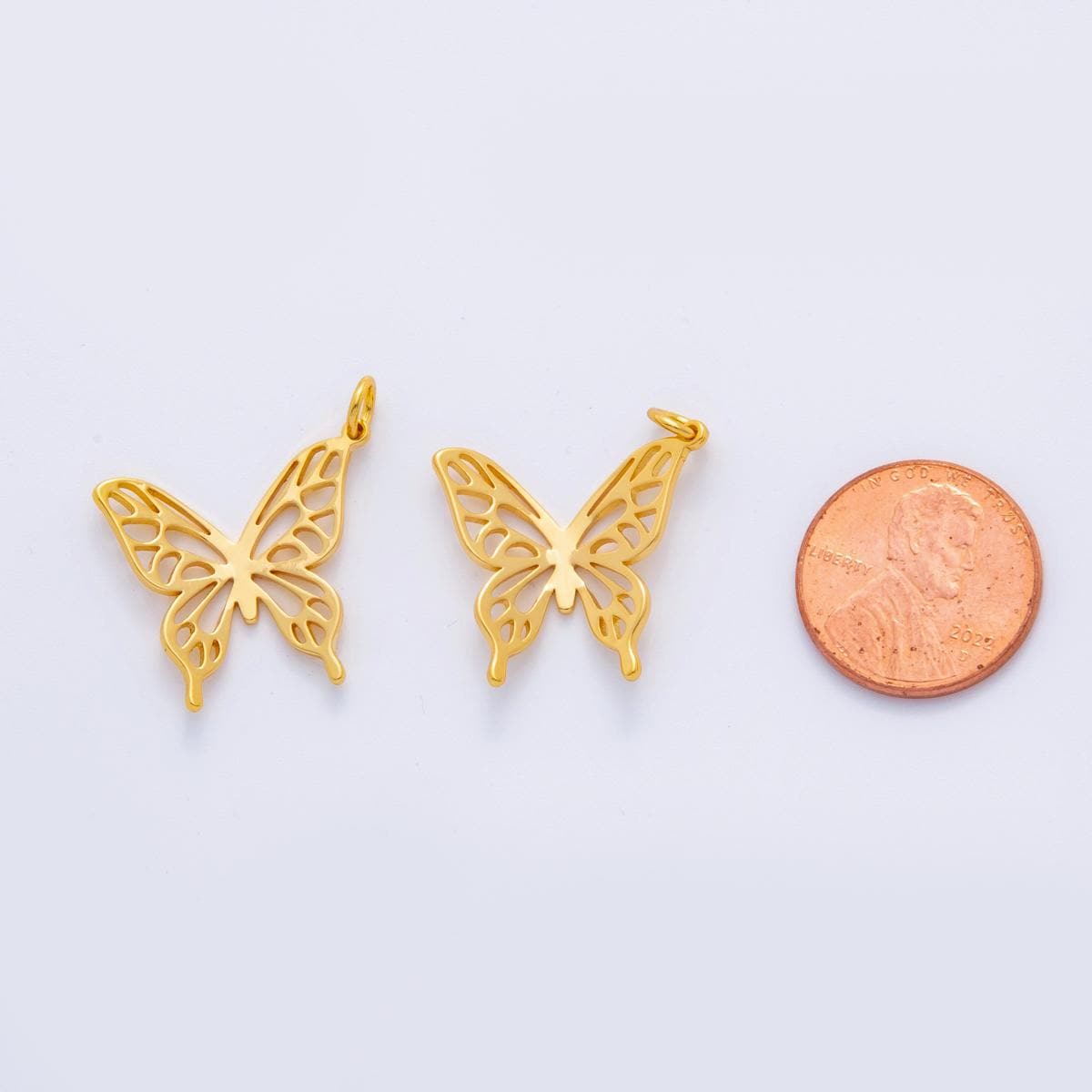 18k Gold Filled Butterfly Charms Filigree Cutout Mariposa Pendants Monarch Charm M-590