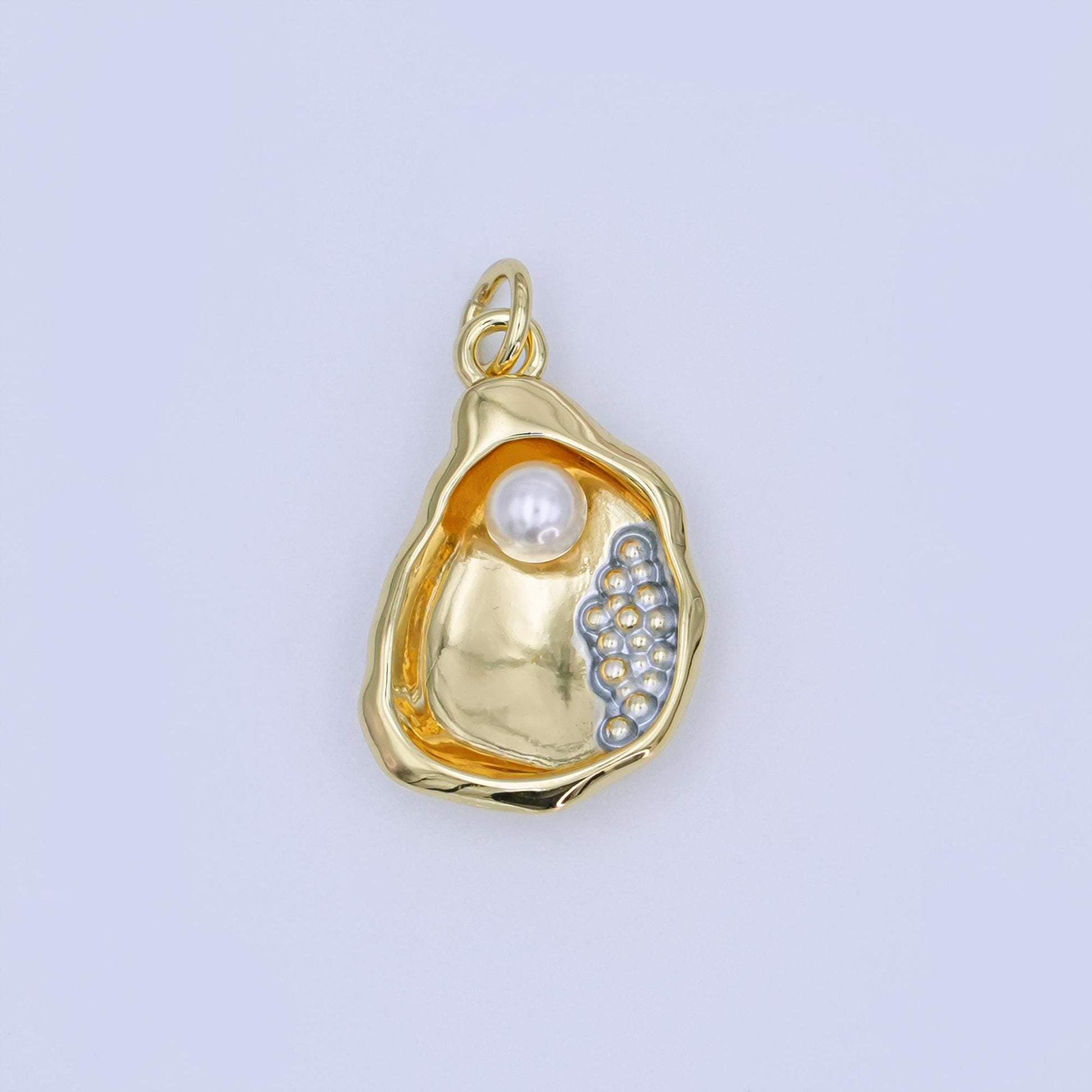 24K Gold Filled Shell Pearl Clam Sea Shell Charm | AF451