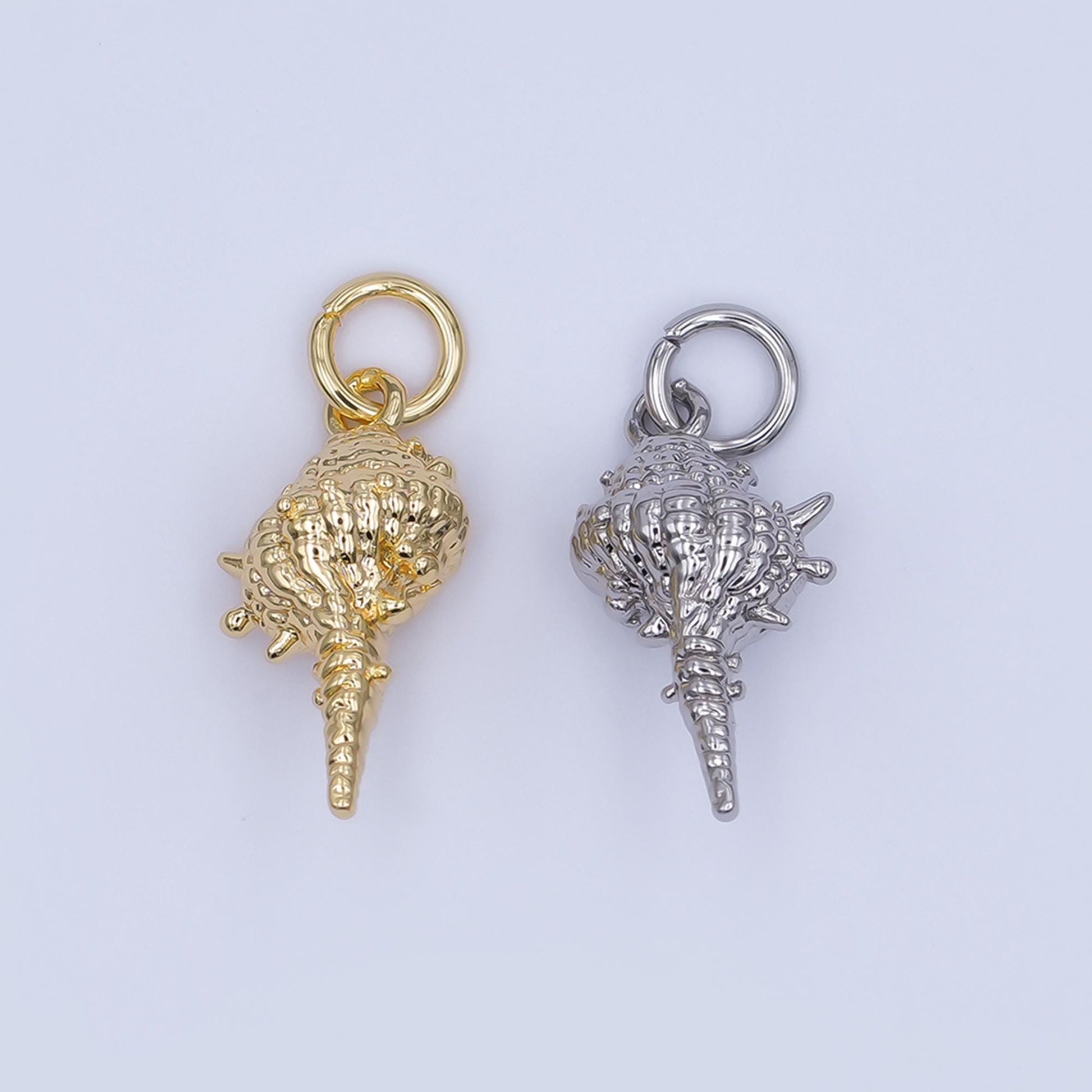 24K Gold Filled 16.5mm Conch Sea Shell Charm in Gold & Silver | AF477