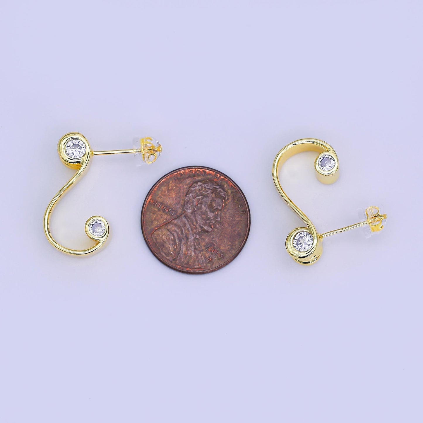 24K Gold Filled Clear CZ S-Curve Stud Earrings | AI439
