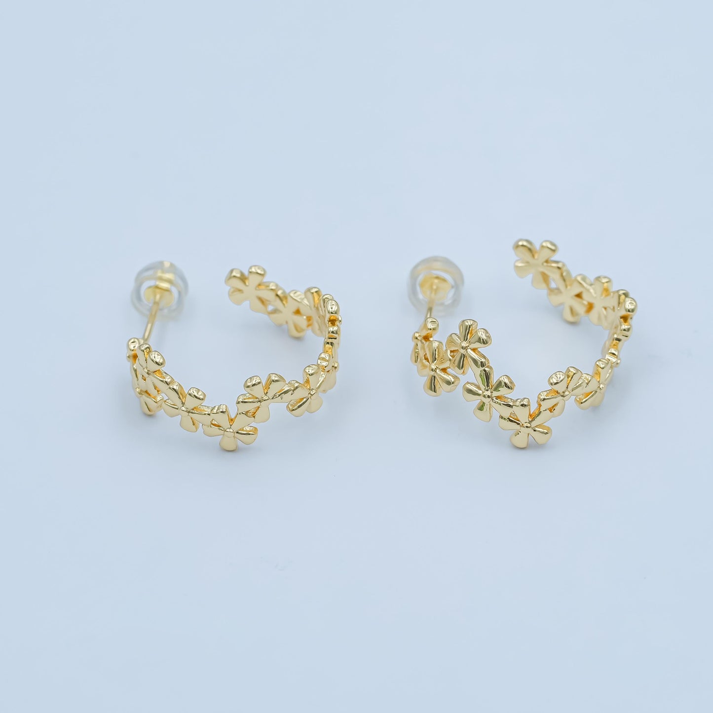 24K Gold Filled 20mm Flower C-Shaped Hoop Earrings | AI436