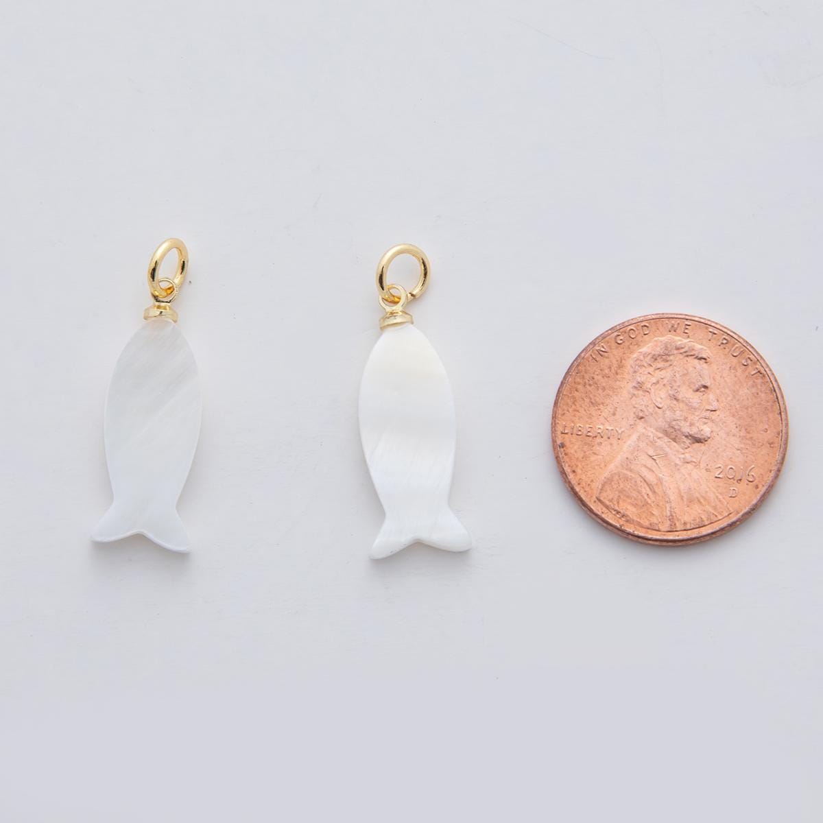 18K Gold Filled 25mm White Shell Pearl Fish Charm | AF338