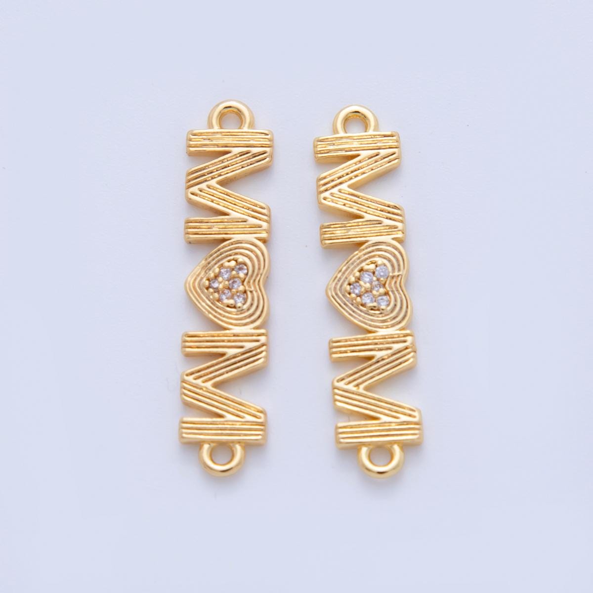 Dainty Mom charm connector, 18k gold filled Groovy Mama script link connector for bracelet Component | Y-046