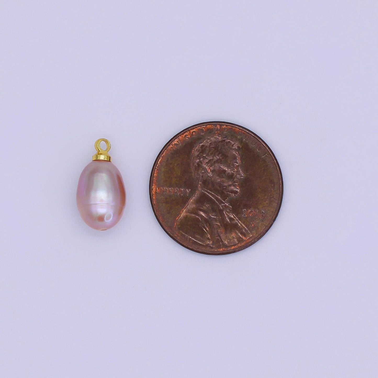 Beautiful mauve pink / purple oval pear pearl charm teardrop genuine freshwater mermaid pearls pendant P-1766