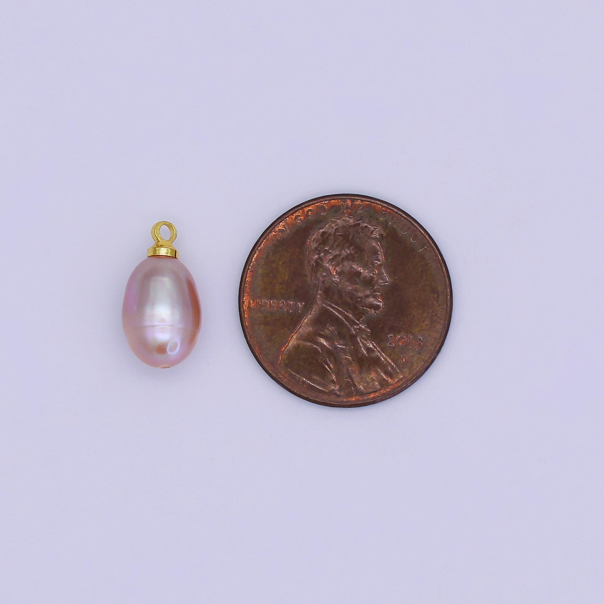 Beautiful mauve pink / purple oval pear pearl charm teardrop genuine freshwater mermaid pearls pendant P-1766