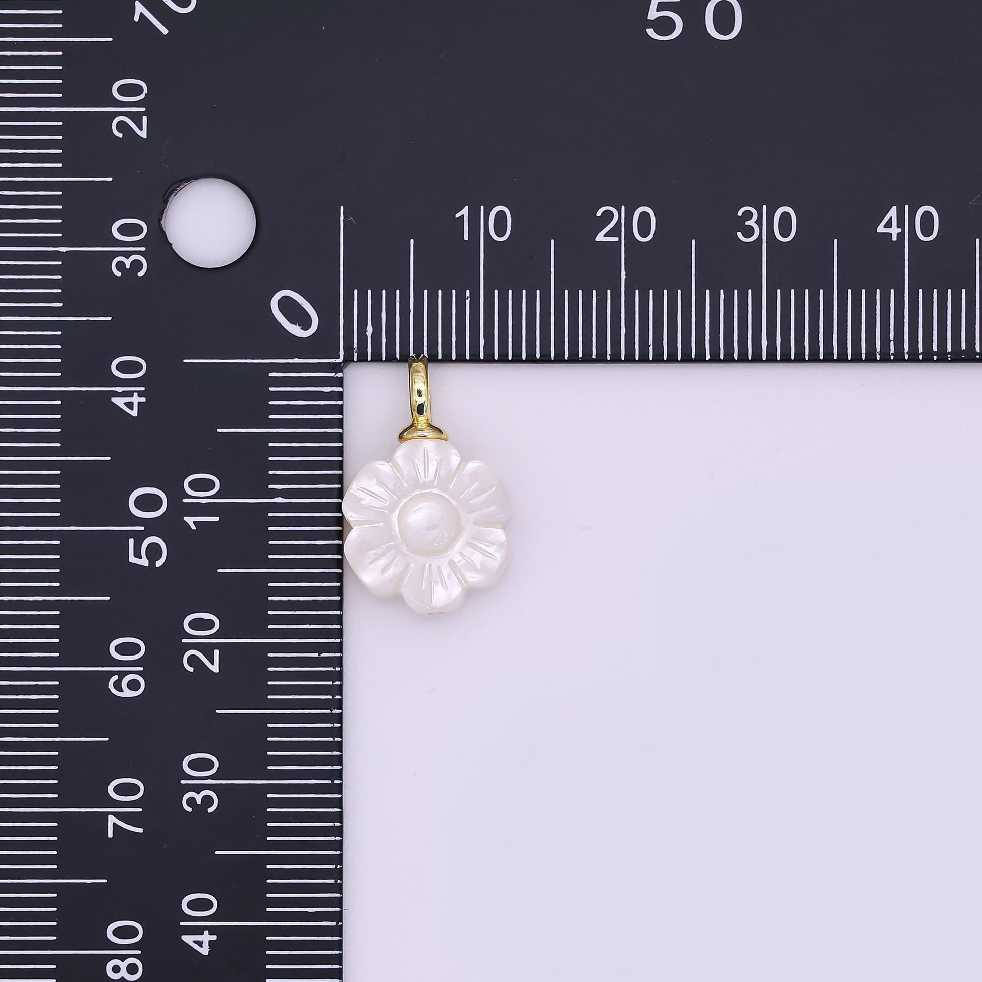 24K Gold Filled Daisy Flower Shell Pearl Drop Pendant | P1636
