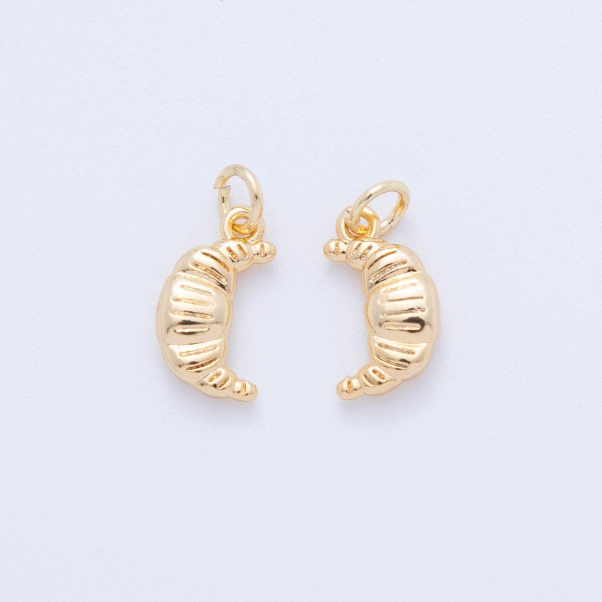 Mini 18k gold filled croissant charm french lover pendant foodie mix charm for bracelet necklace earring component D-035