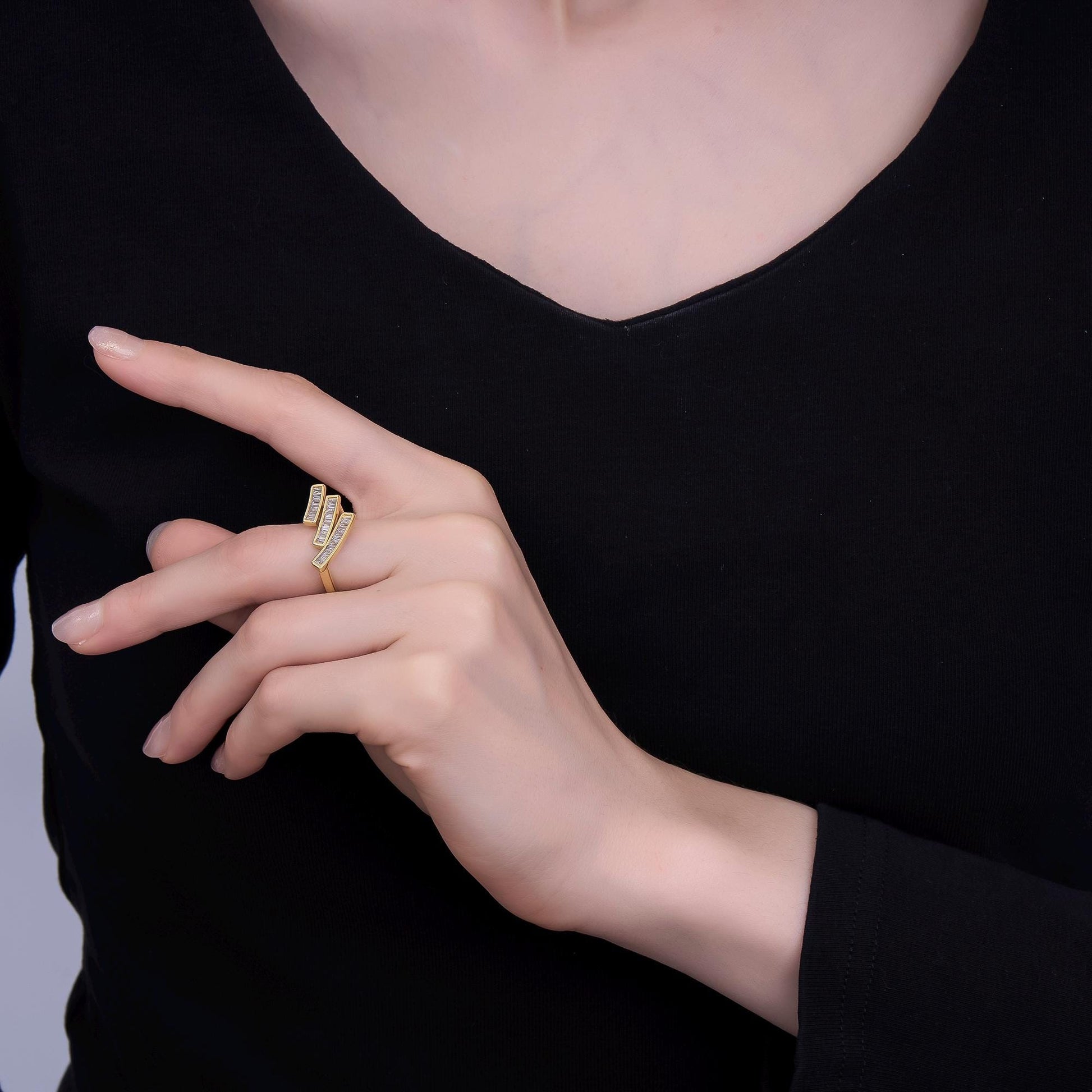 24K Gold Filled Clear Baguette CZ Triple Bar Ring | O1436