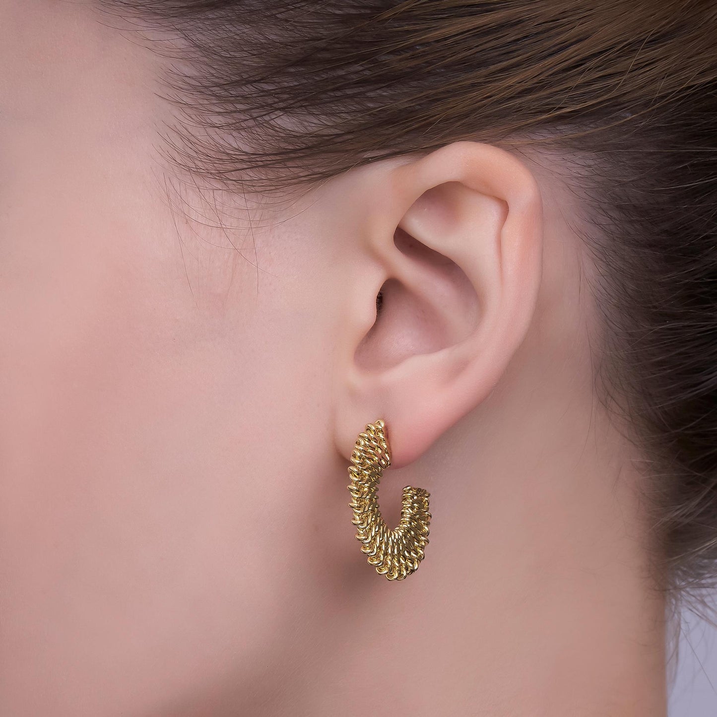 24K Gold Filled 28mm Flatted Twist Curb C-Shaped Hoop Earrings | T028