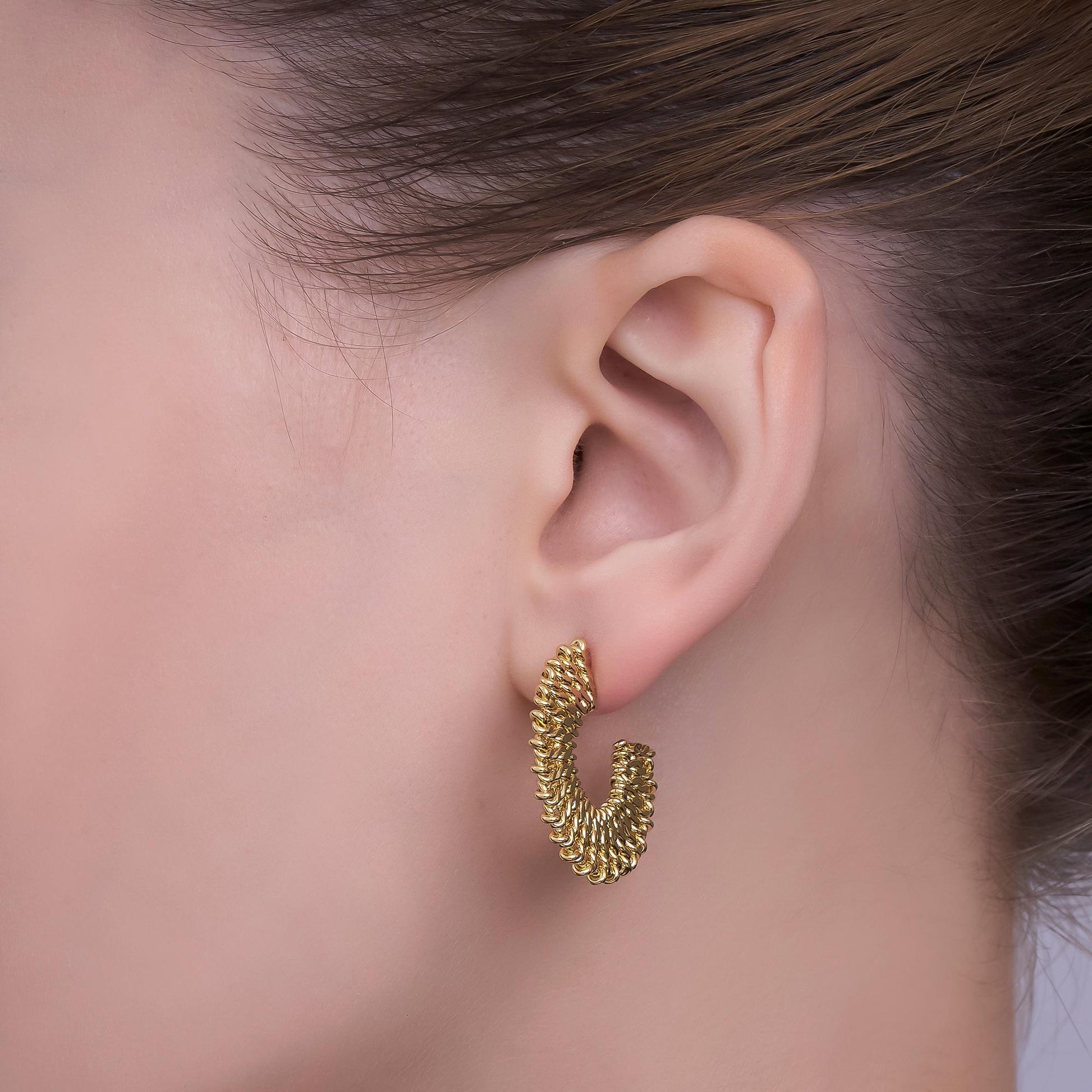 24K Gold Filled 28mm Flatted Twist Curb C-Shaped Hoop Earrings | T028