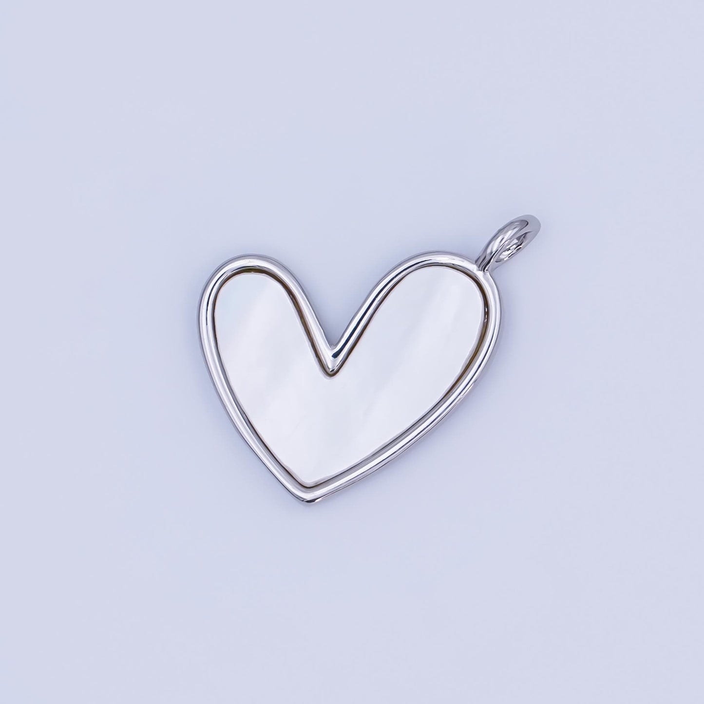 24K Gold Filled Shell Pearl Heart Pendant in Gold & Silver | M916