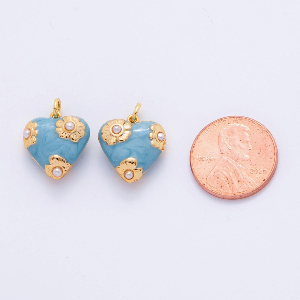 18K Gold Filled Shell Pearl Flower Chubby Heart Multidimensional 3D Charm | N260