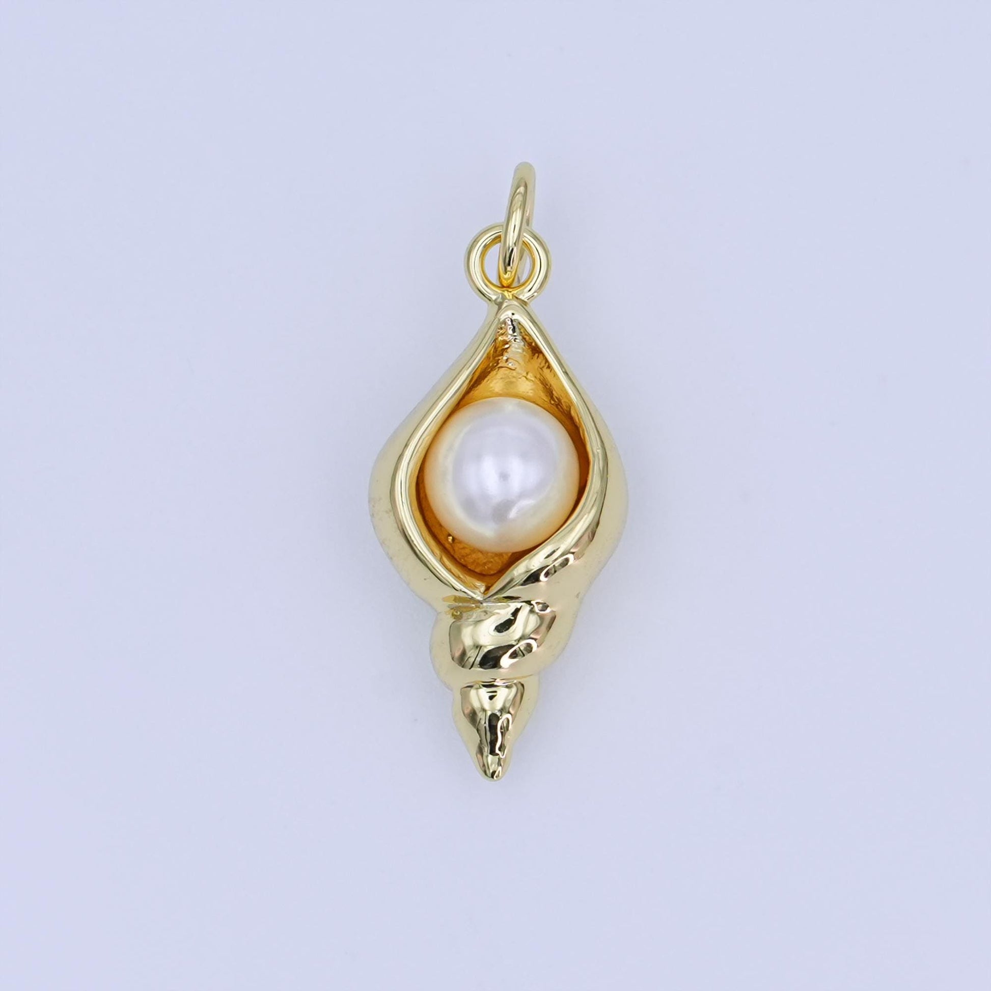 24K Gold Filled White Shell Pearl Conch Clam Sea Shell Charm | AF450
