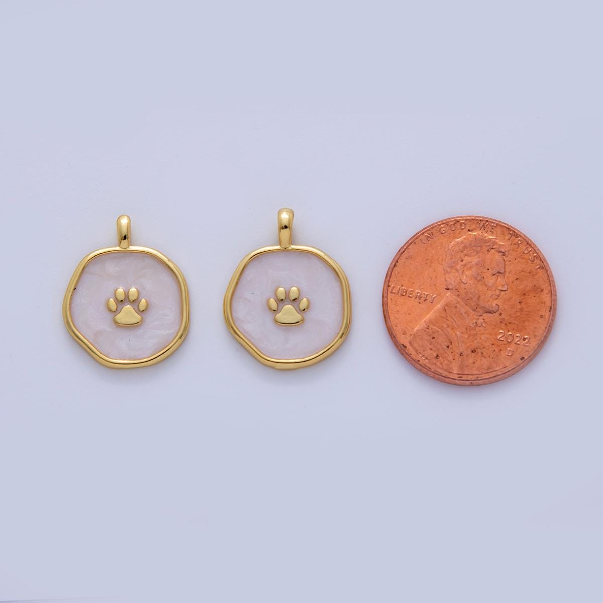 18K Gold Filled 15mm Animal Paw Print White Enamel Round Pendant | AH726