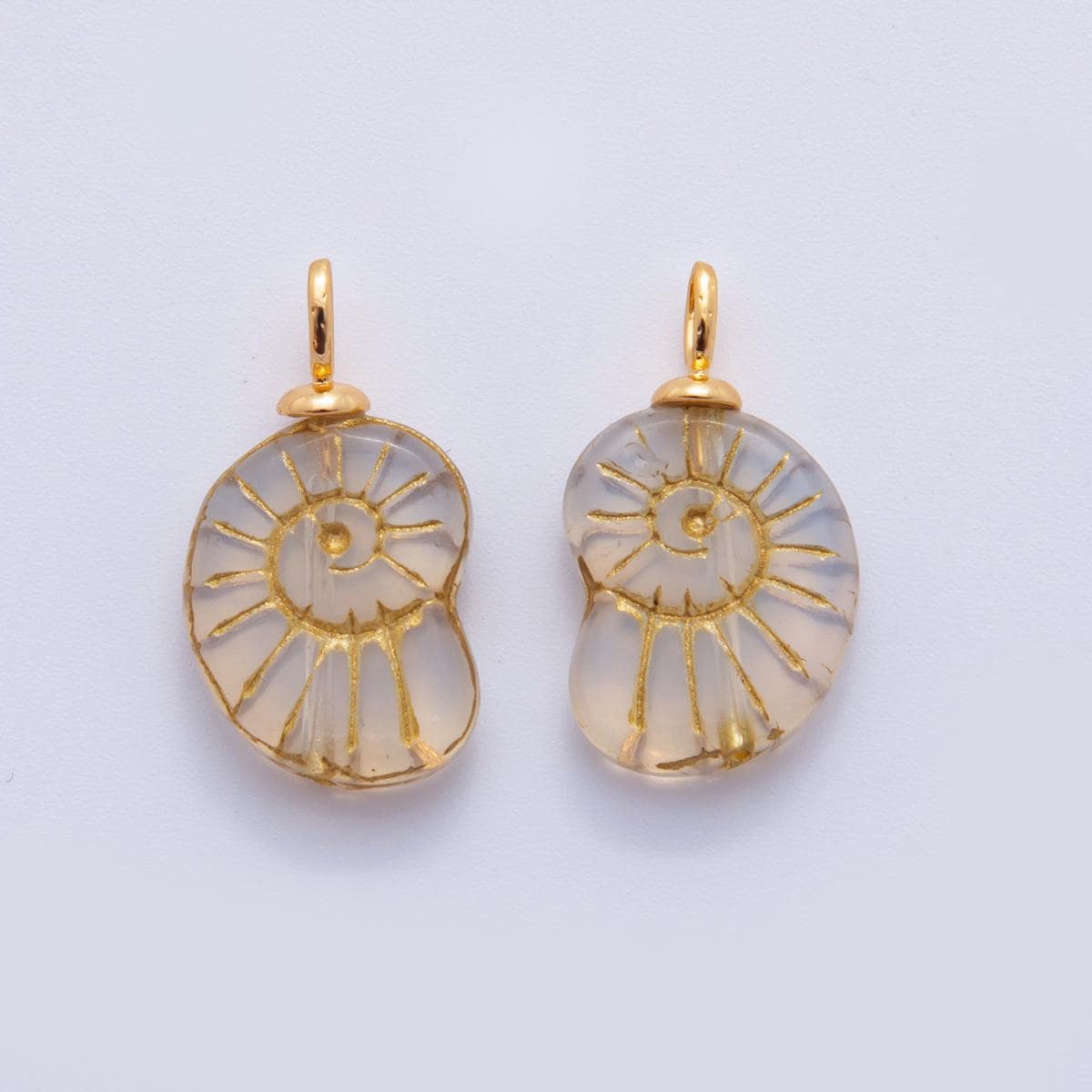 18K Gold Filled Clear Conch Sea Shell Drop Pendant | AF291
