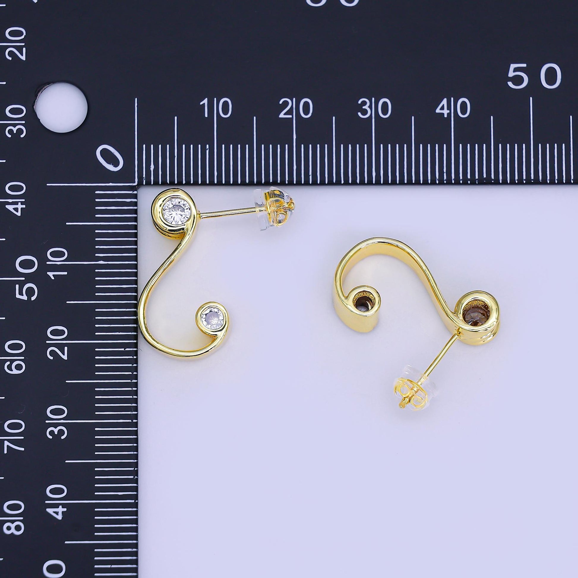 24K Gold Filled Clear CZ S-Curve Stud Earrings | AI439