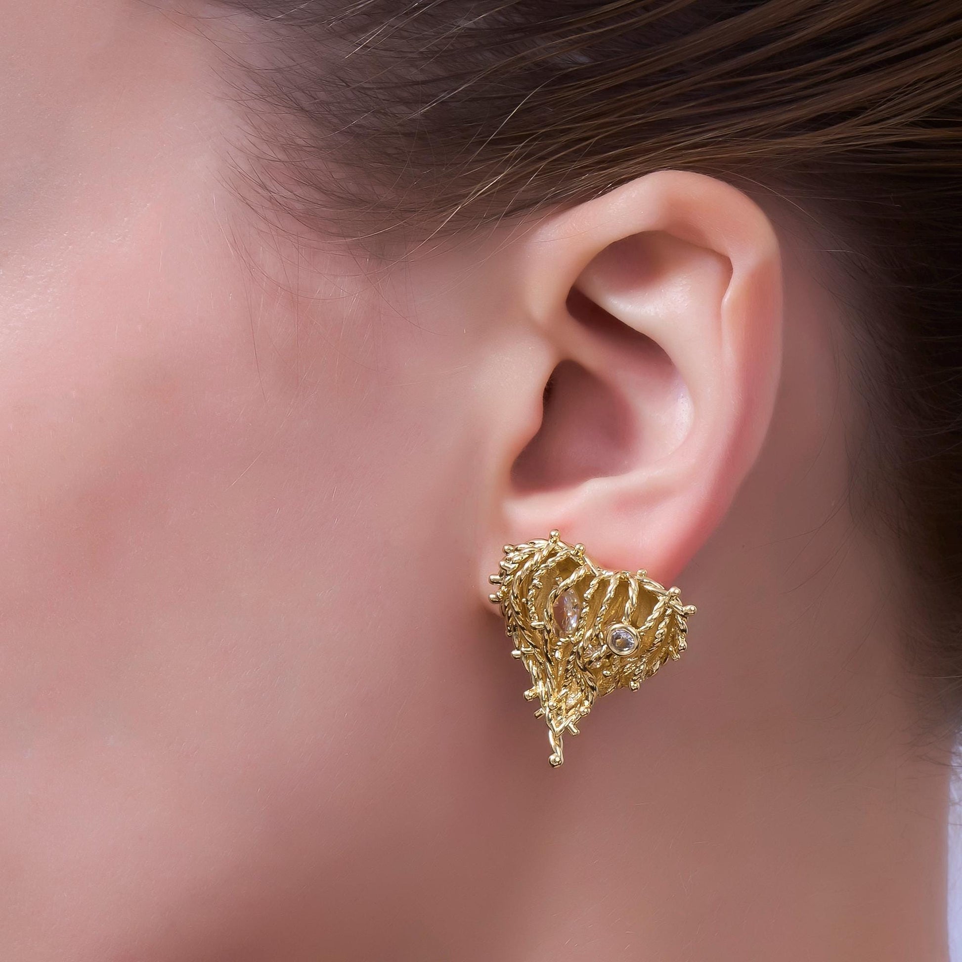 24K Gold Filled Clear CZ Rope Dome Heart Stud Earrings | AI428