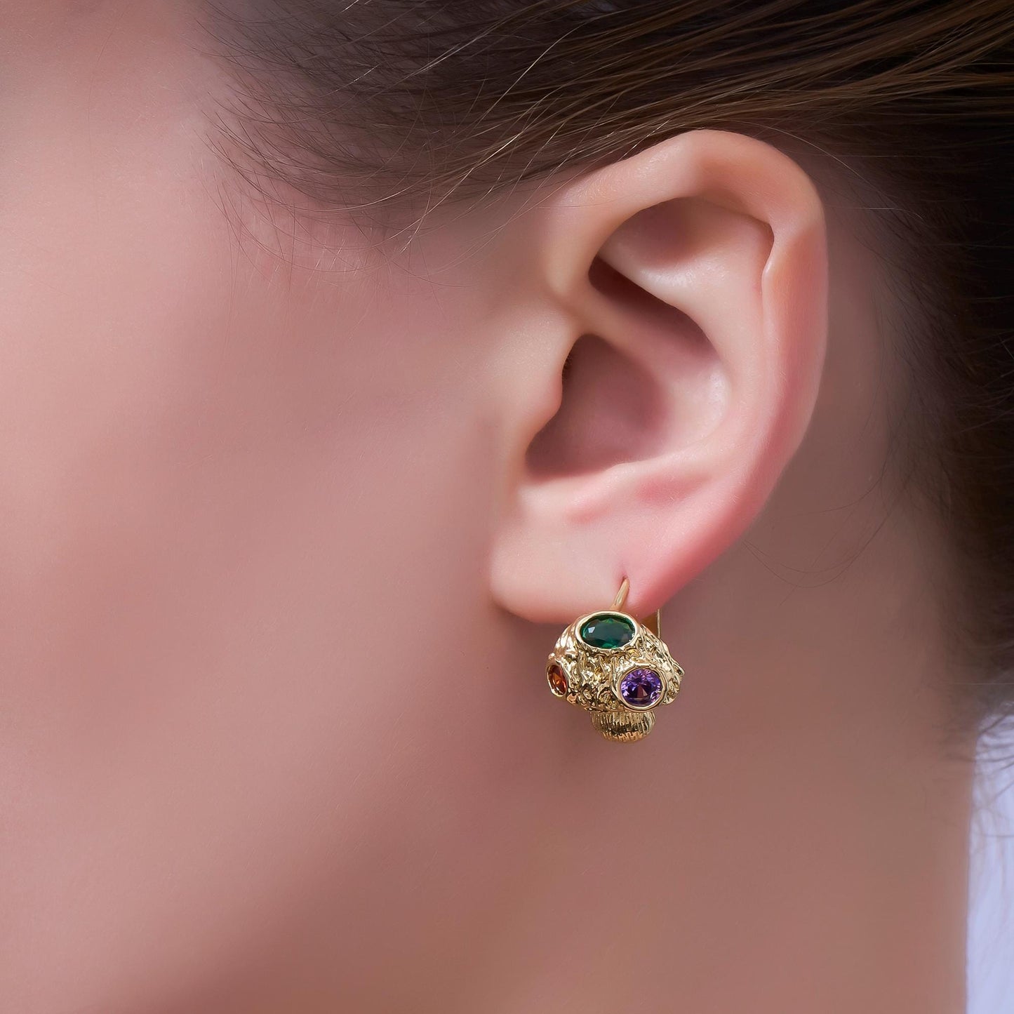24K Gold Filled Green CZ Molten C-Shaped Hoop Earrings | AI435
